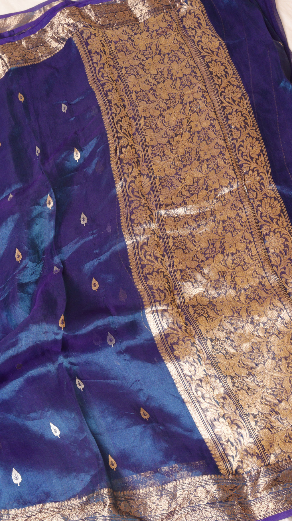 Deep Purple Pure Tissue Silk Handloom Saree with Floral Border