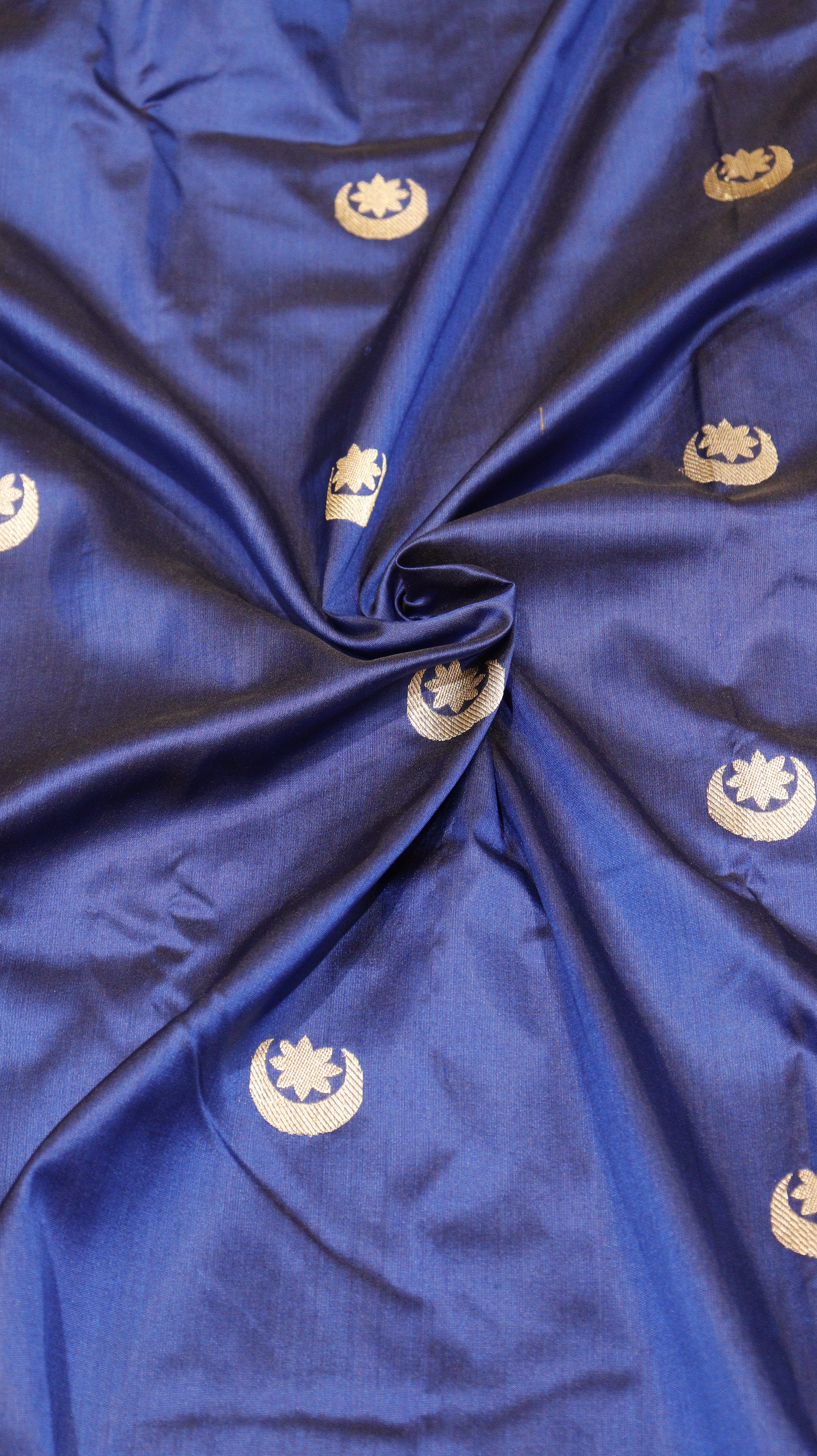 Pre-Order : Chand Phool Katan Silk Saree