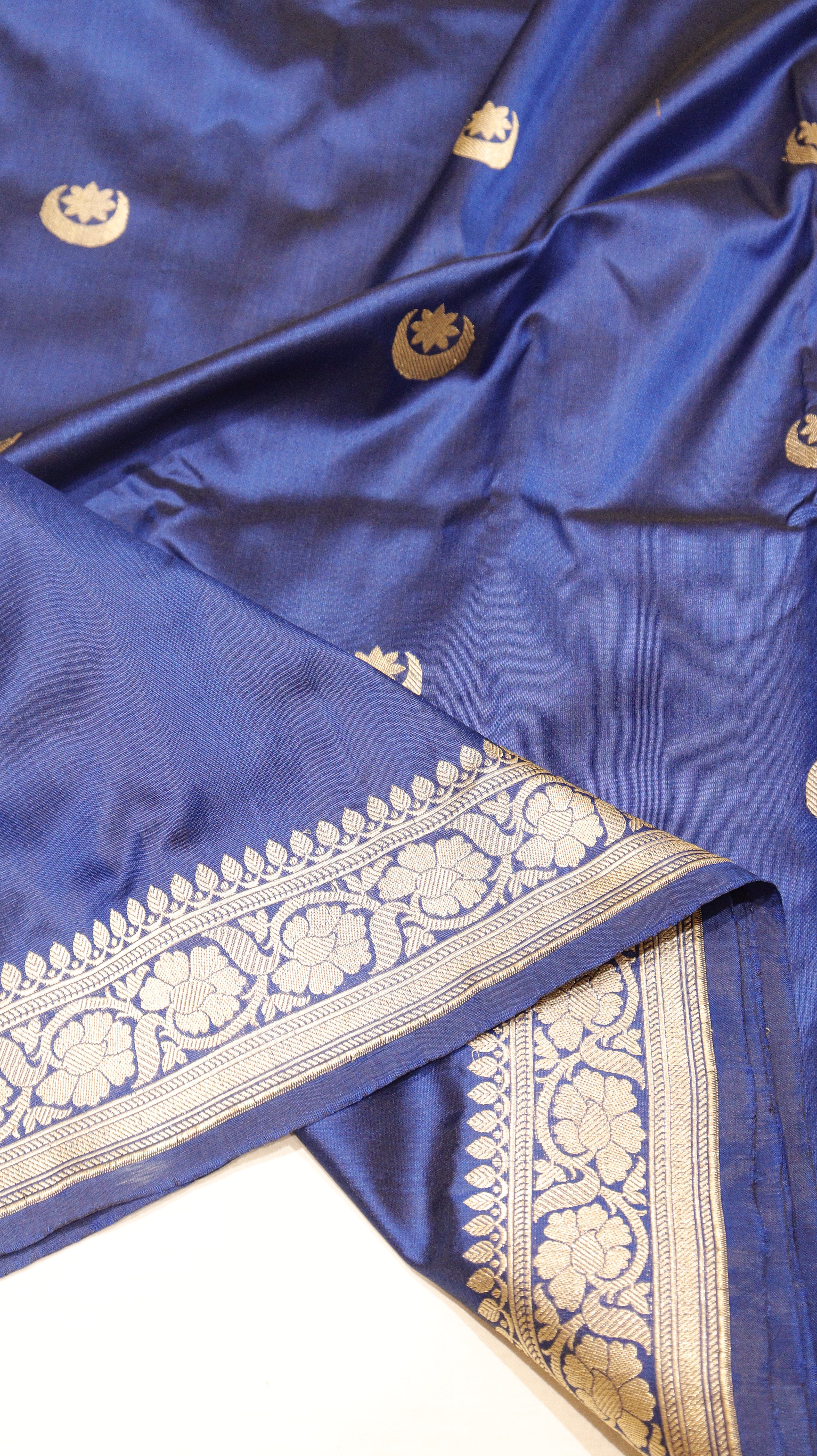 Pre-Order : Chand Phool Katan Silk Saree