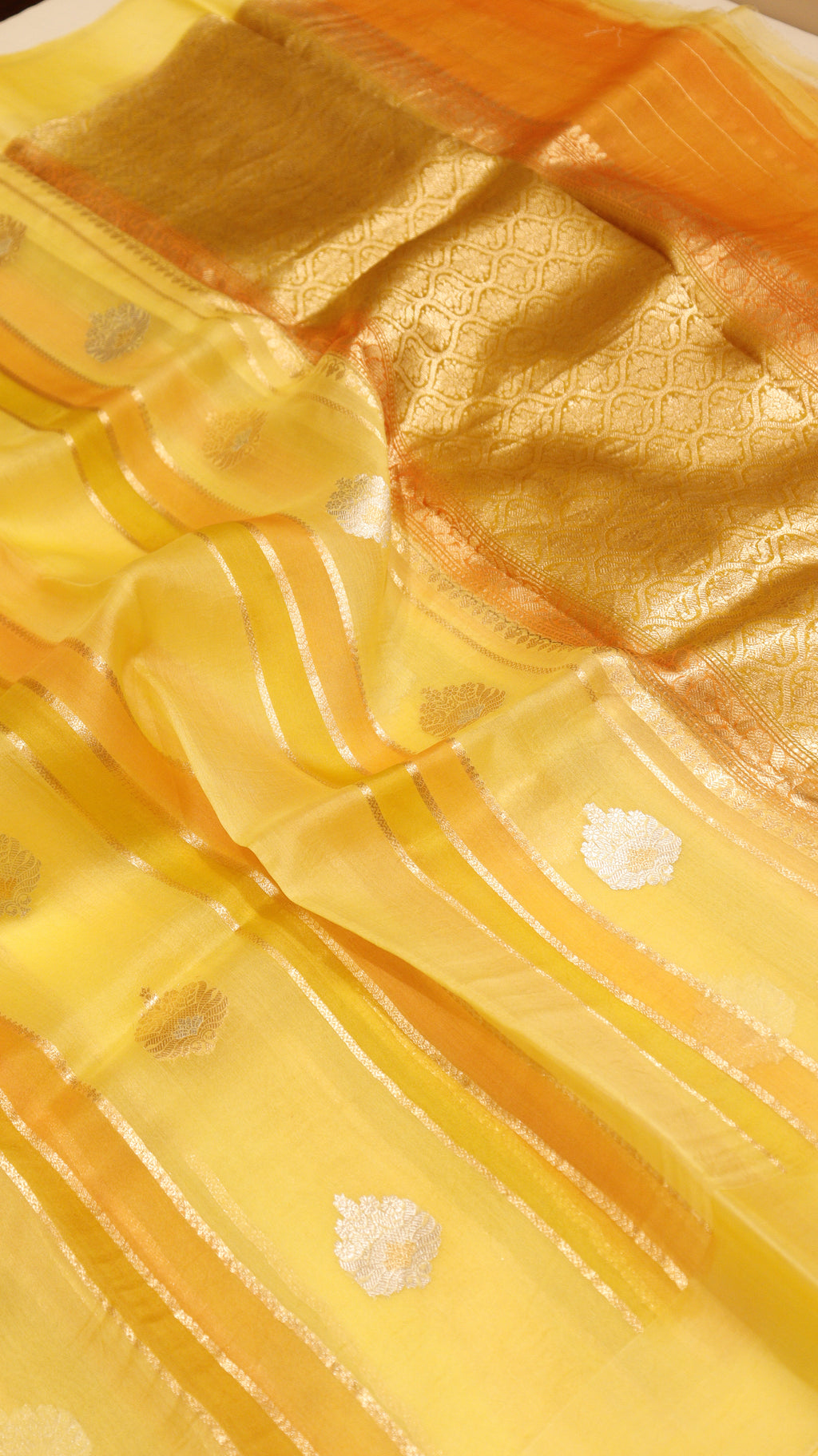 Pre-Order : Rangkaat Kora Silk Saree