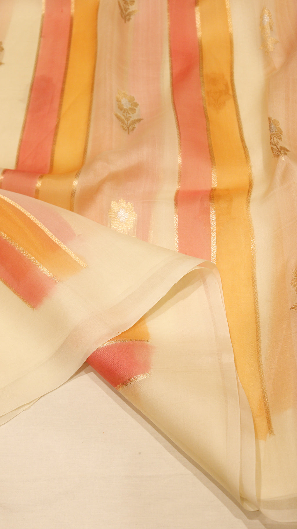 Pre-Order : Rangkaat Kora Silk Saree