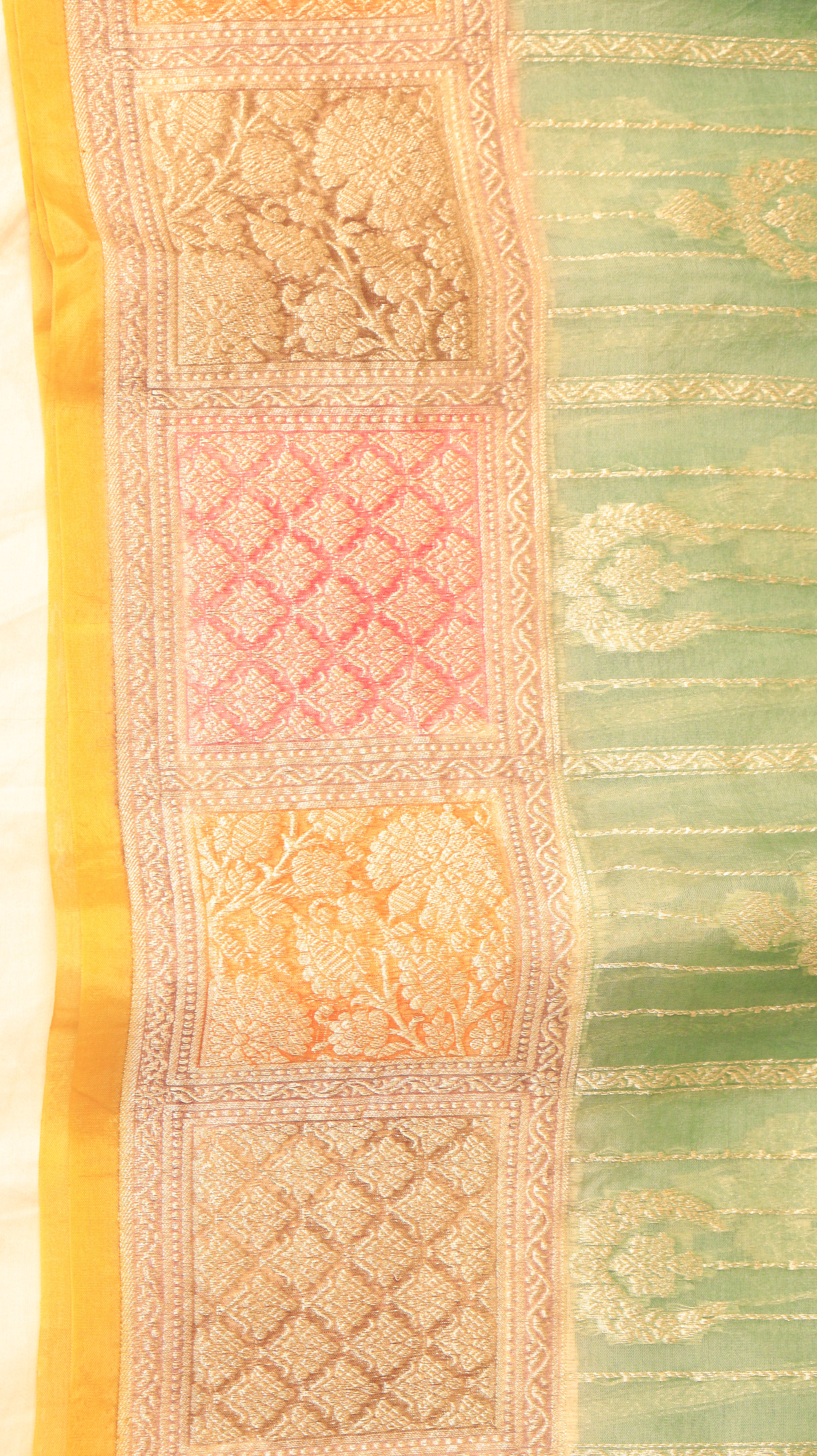 Soft Green Pure Kora Silk Handloom Saree with Contrast Border