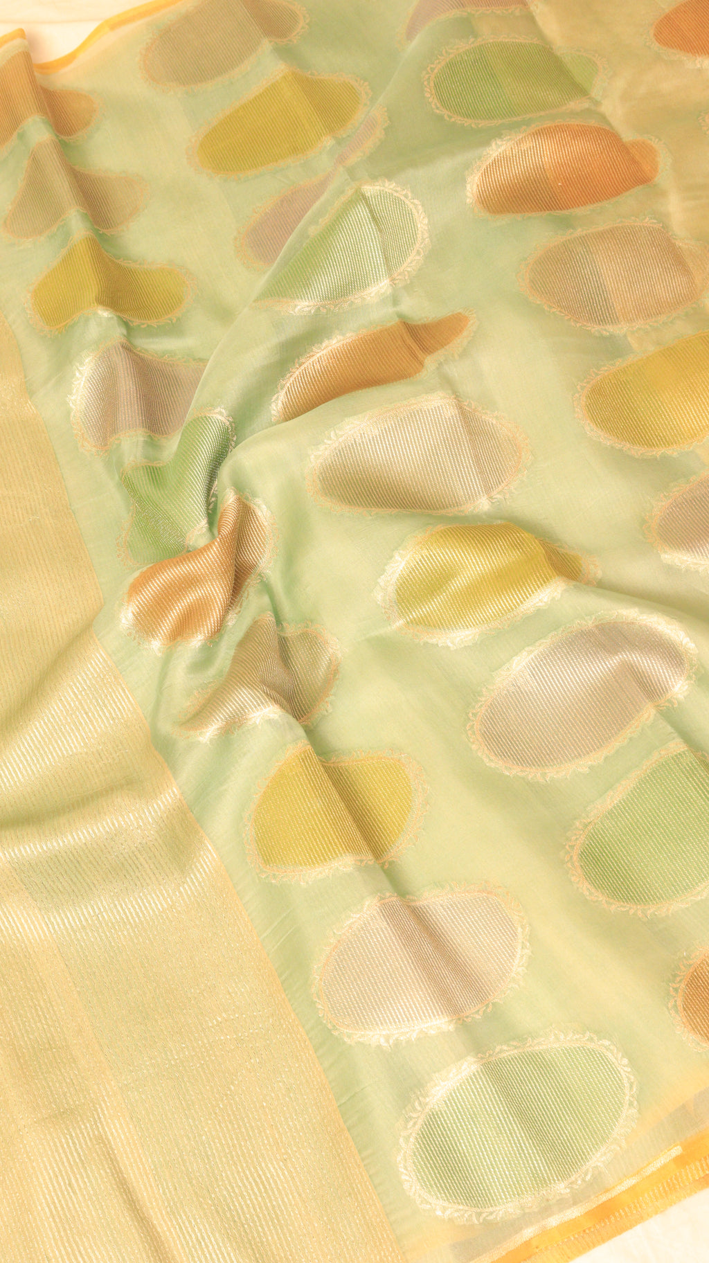Pastel Green Pure Tussar Silk Handloom Saree with Kora Pallu