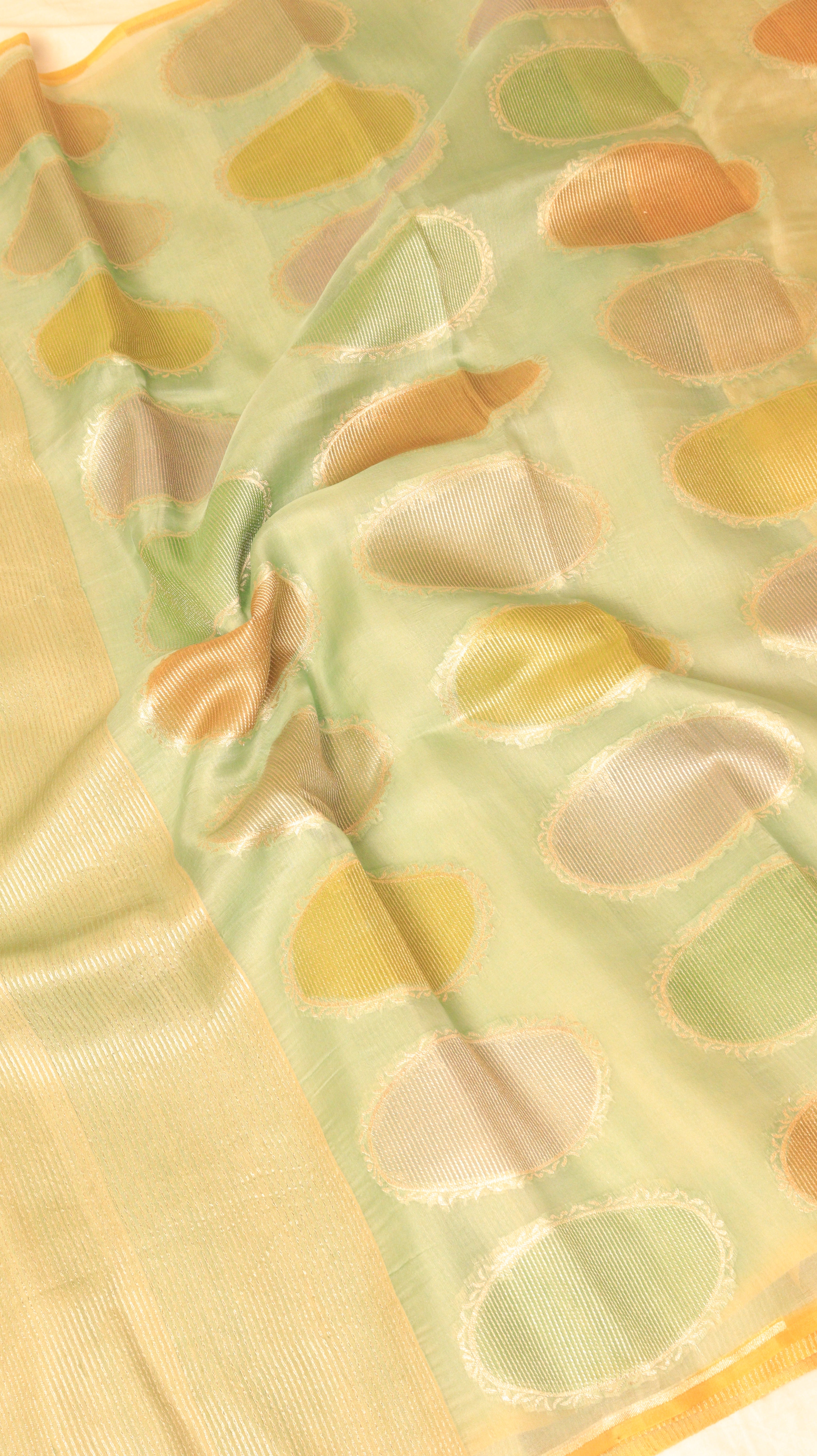 Pastel Green Pure Tussar Silk Handloom Saree with Kora Pallu