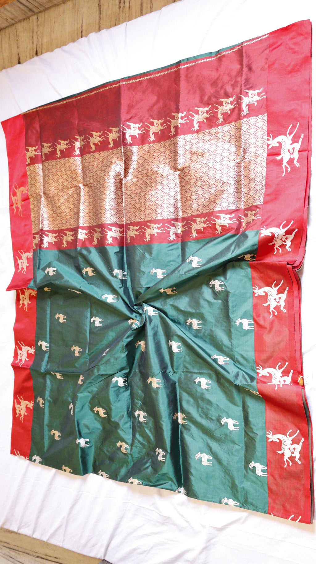 Deep Green Pure Katan Silk Handloom Saree with Contrast Border