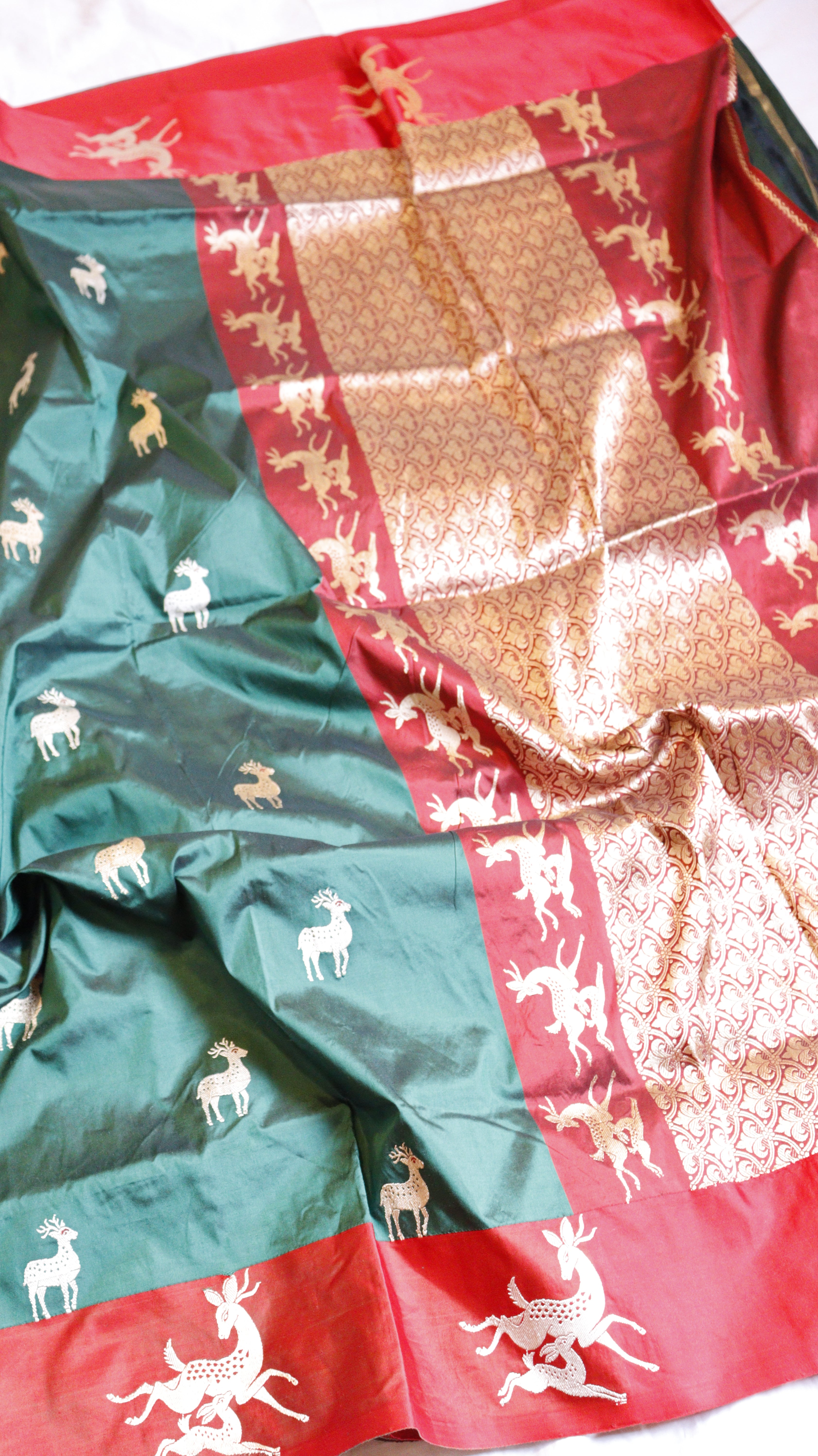 Deep Green Pure Katan Silk Handloom Saree with Contrast Border