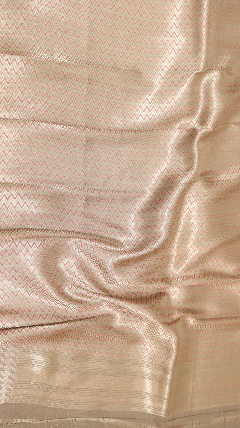 Pure Mulberry Silk Saree with Handloom Dampach Weave