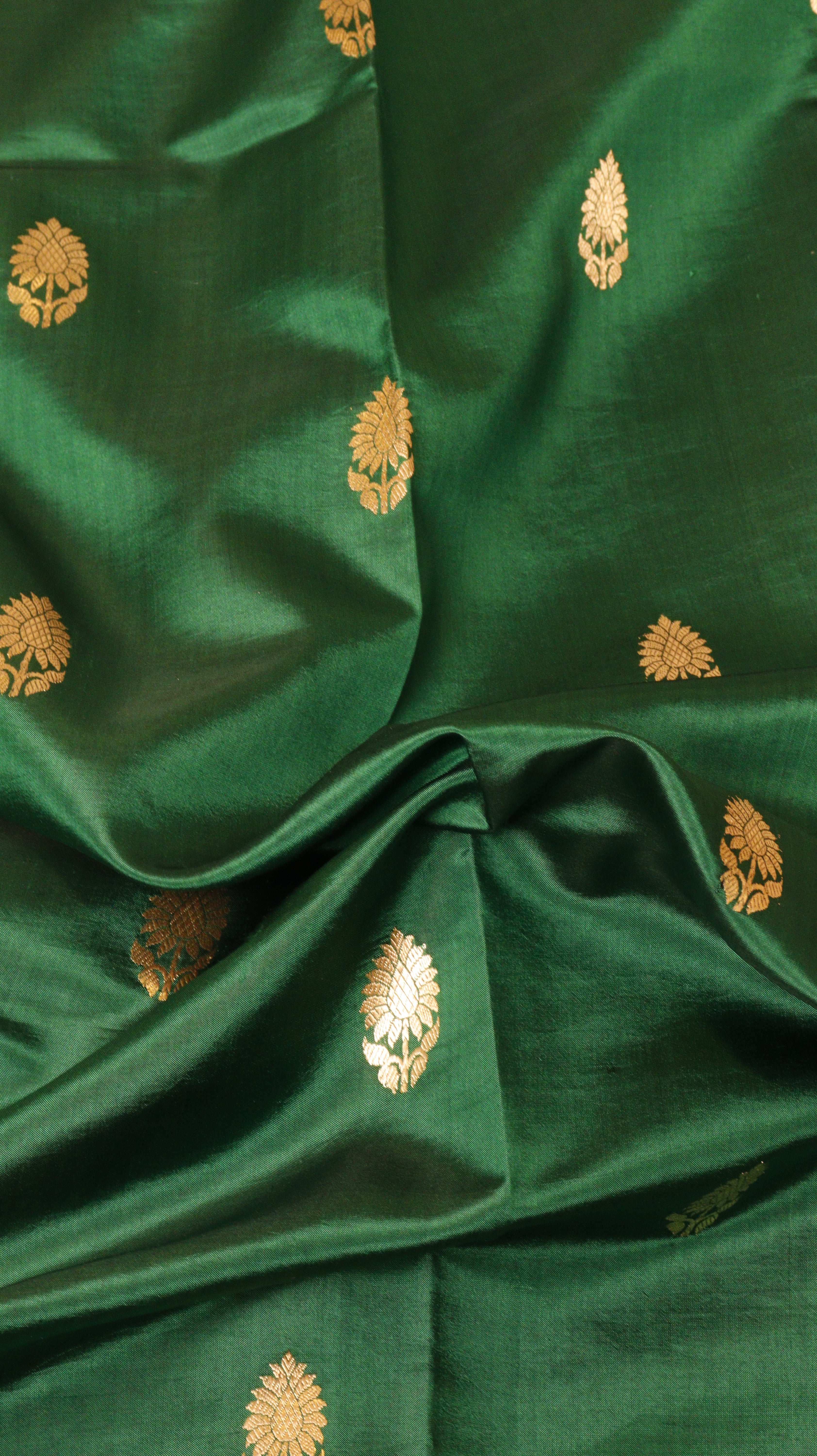 Deep Green Pure Soft Katan Silk Handloom Saree with Broad Border