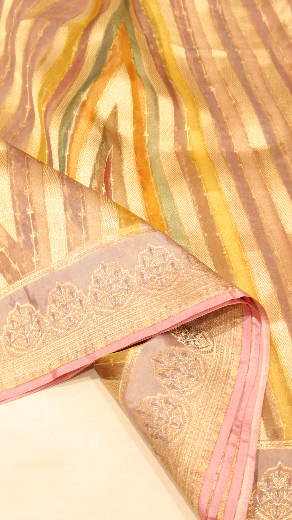 Pre-Order : Rangkaat Pure Kora Silk Handloom Saree with Katan Blouse