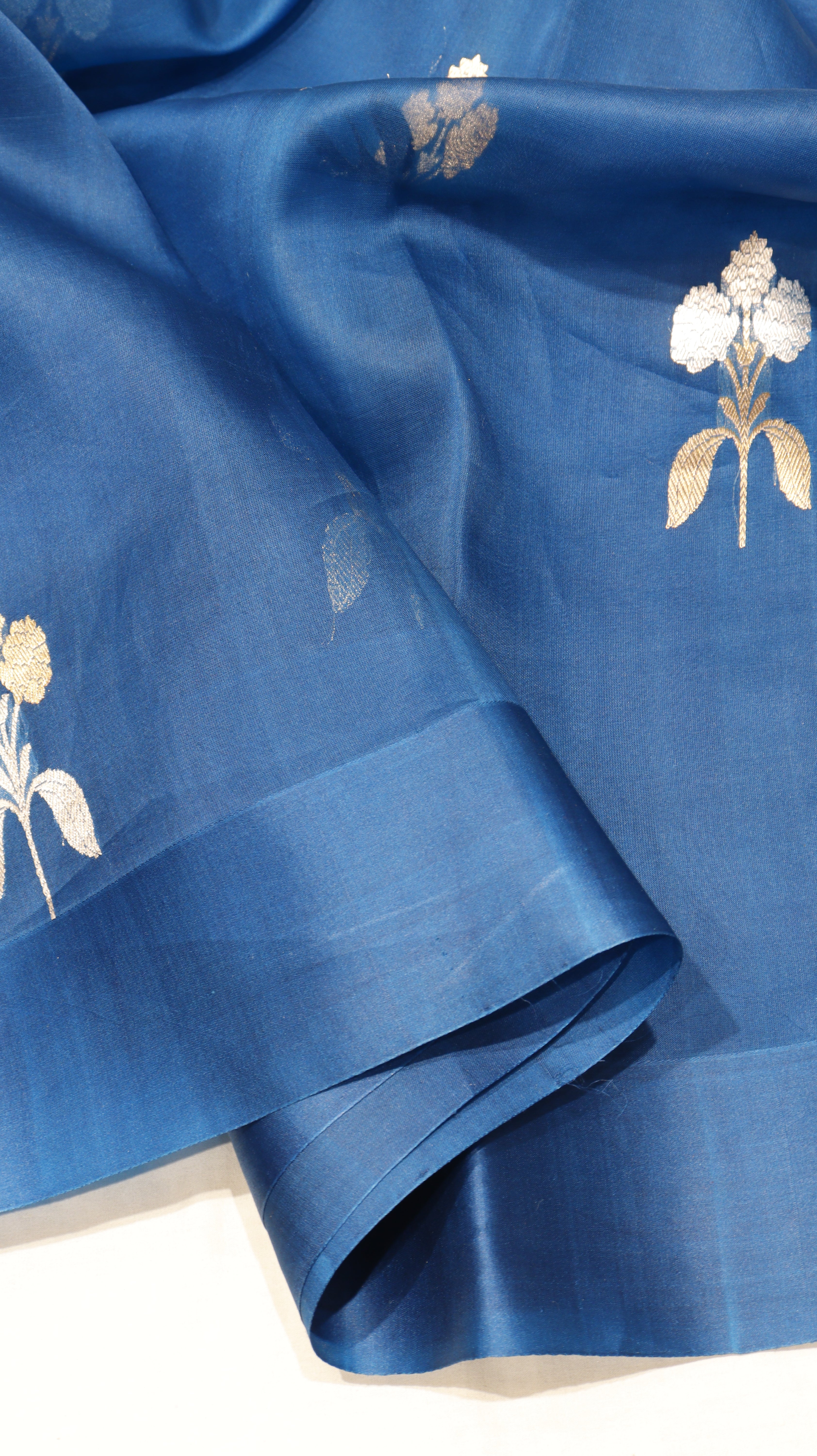Pre-Order : Deep Blue Pure Kora Silk Handloom Saree with Stripes Blouse
