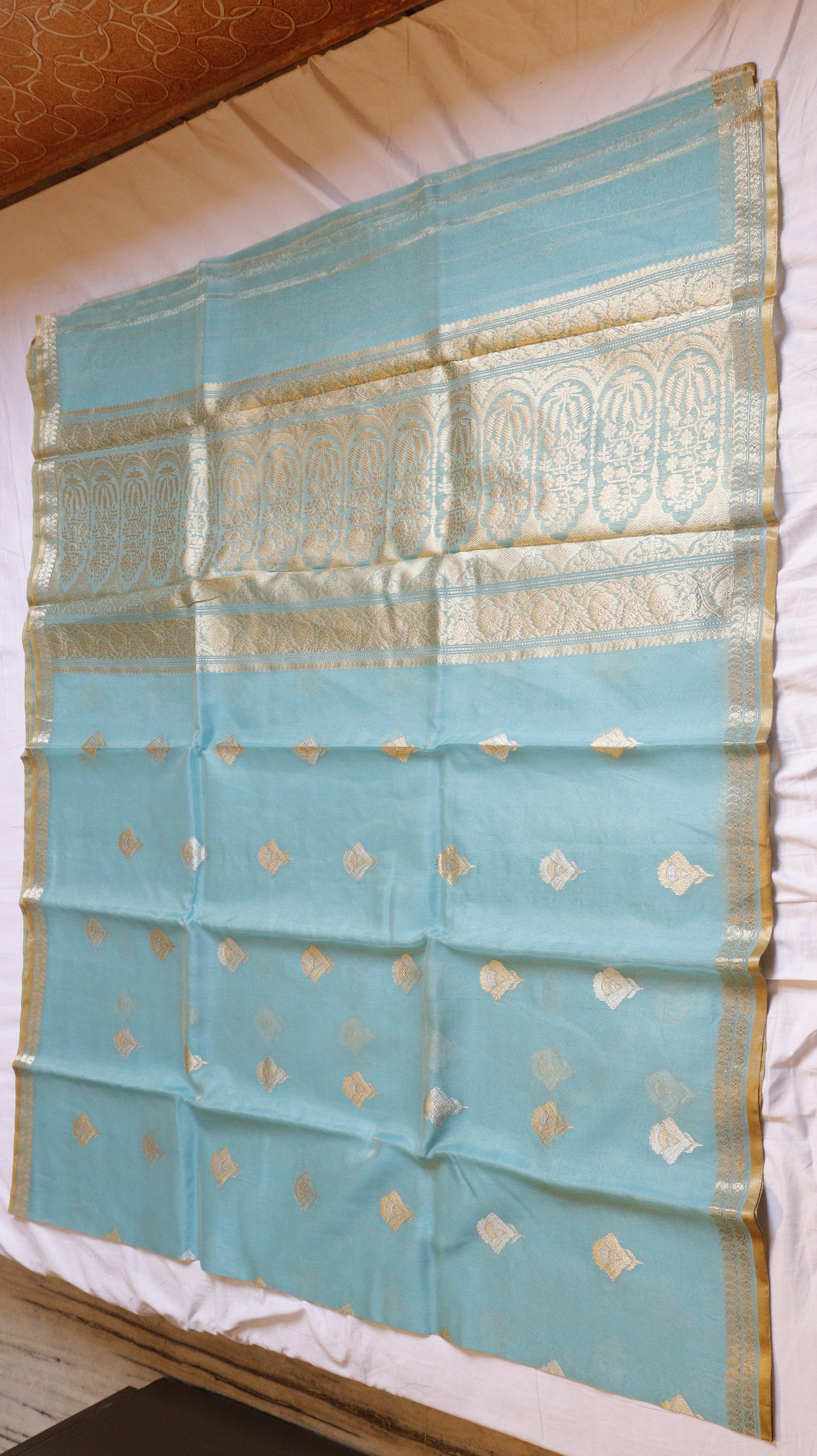 Handloom Pure Tissue Silk Saree