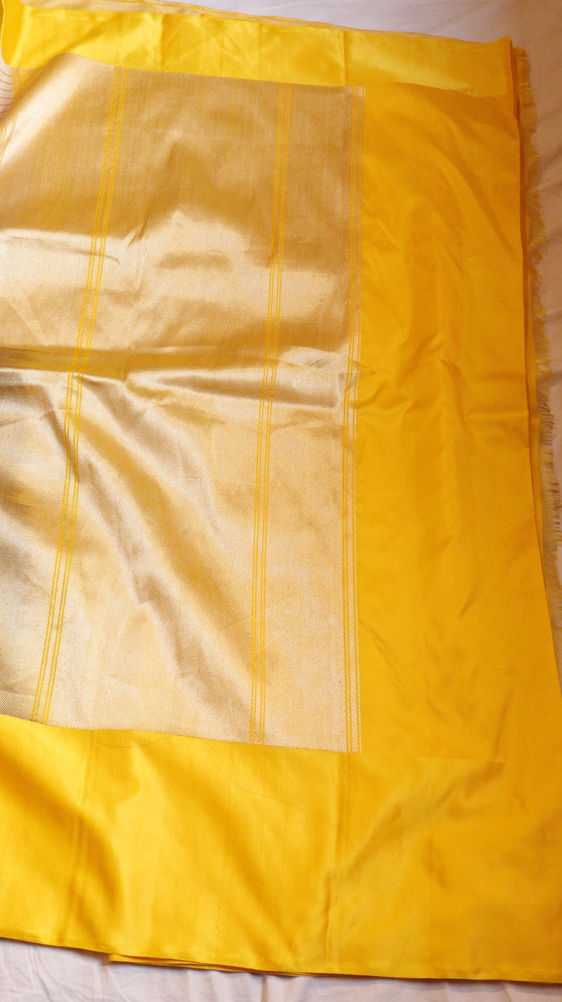 Grey Pure Katan Silk Handloom Saree with Dual Tone, Broad Border