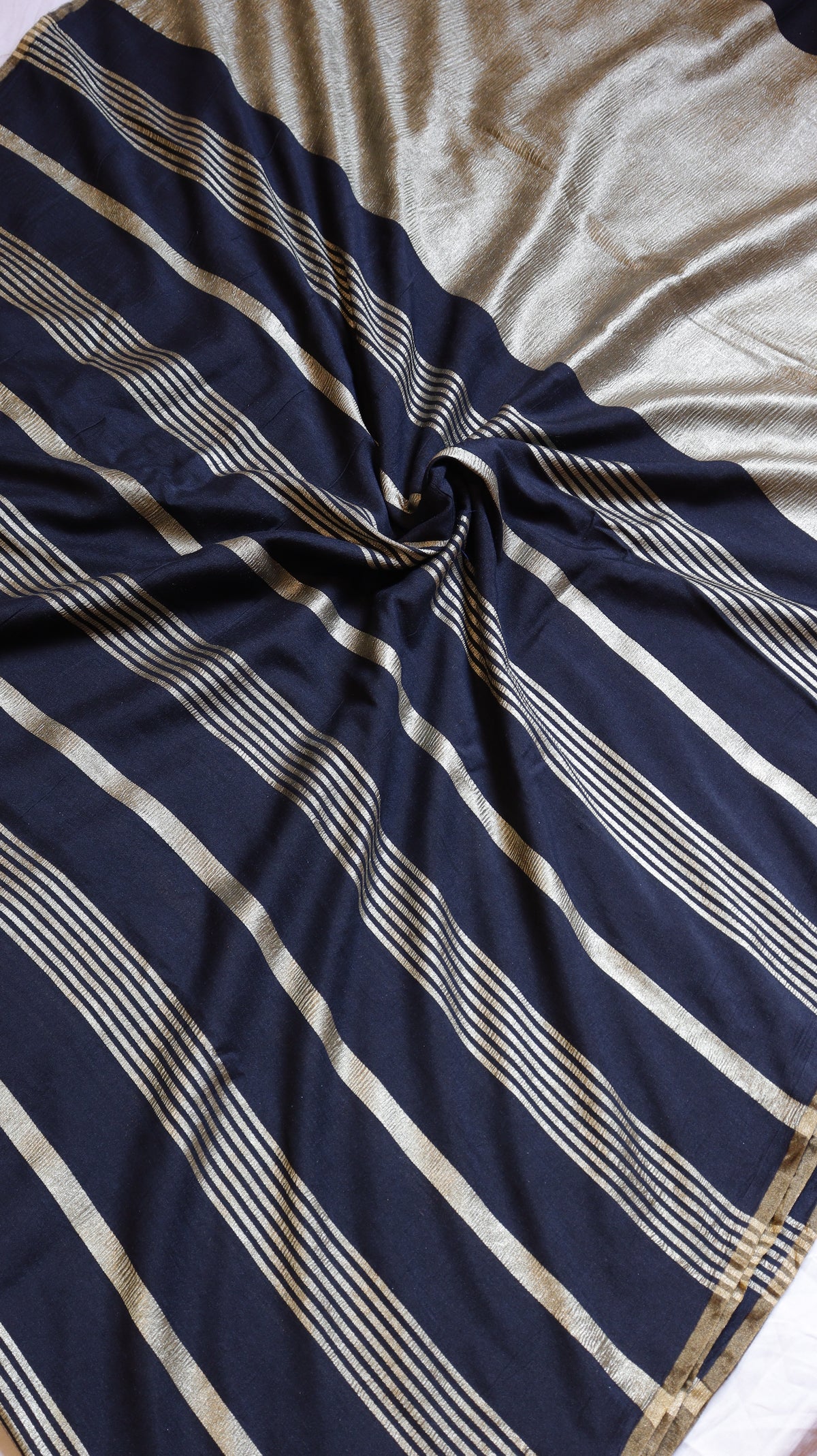 Handloom Pure Chiniya Silk Saree