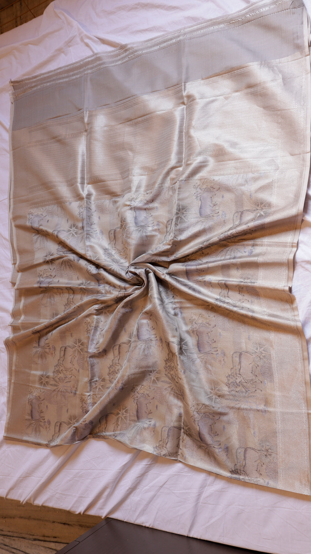 Pure Mulberry Silk Dupatta with Handloom Dampach Weave