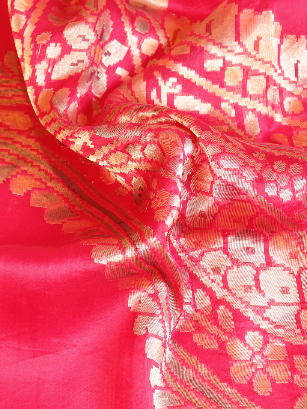 Raspberry Pink Pure Kora Silk Handloom Saree with Rangkaat Blouse