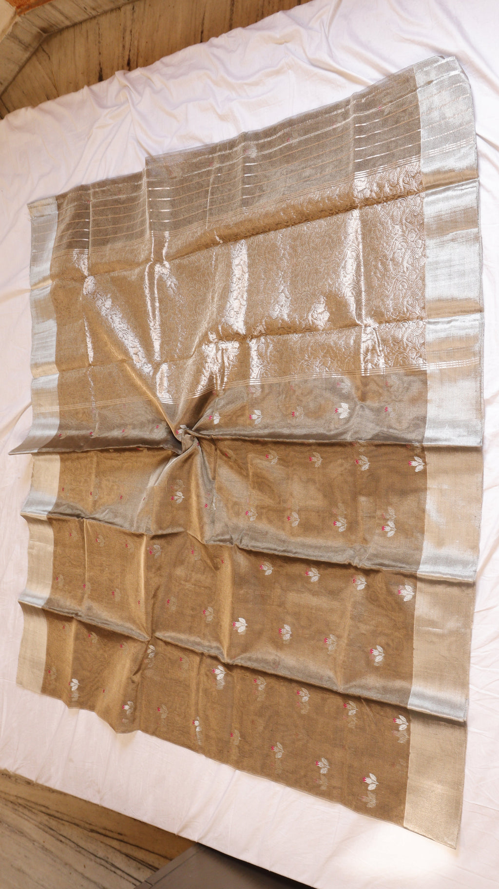 Metallic Pure Tissue Silk Handloom Saree