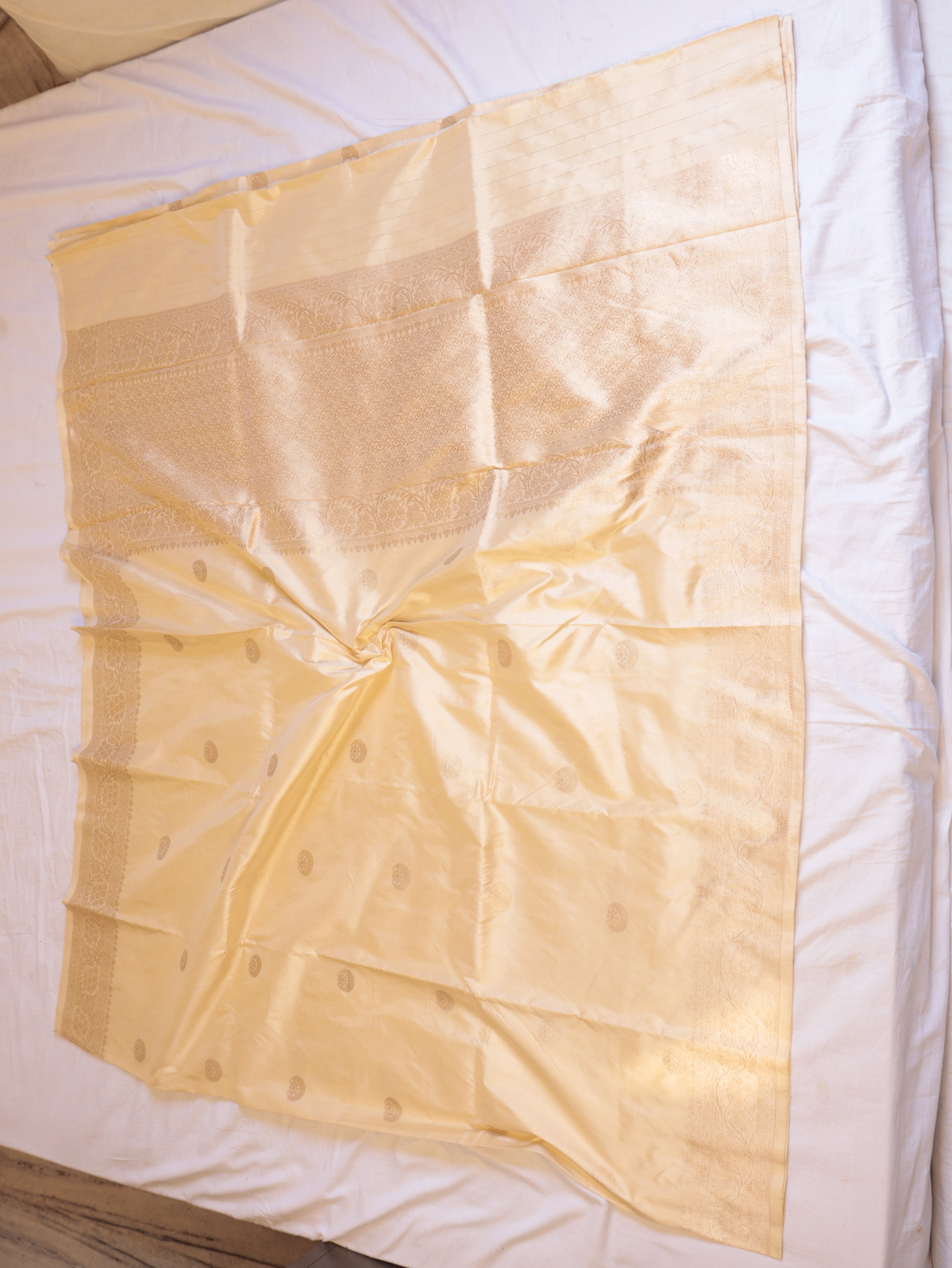 Cream Pure Katan Silk Handloom Chand Phool Saree
