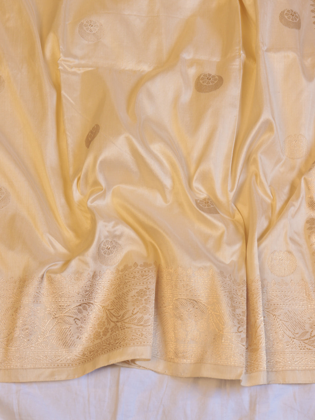 Cream Pure Katan Silk Handloom Chand Phool Saree