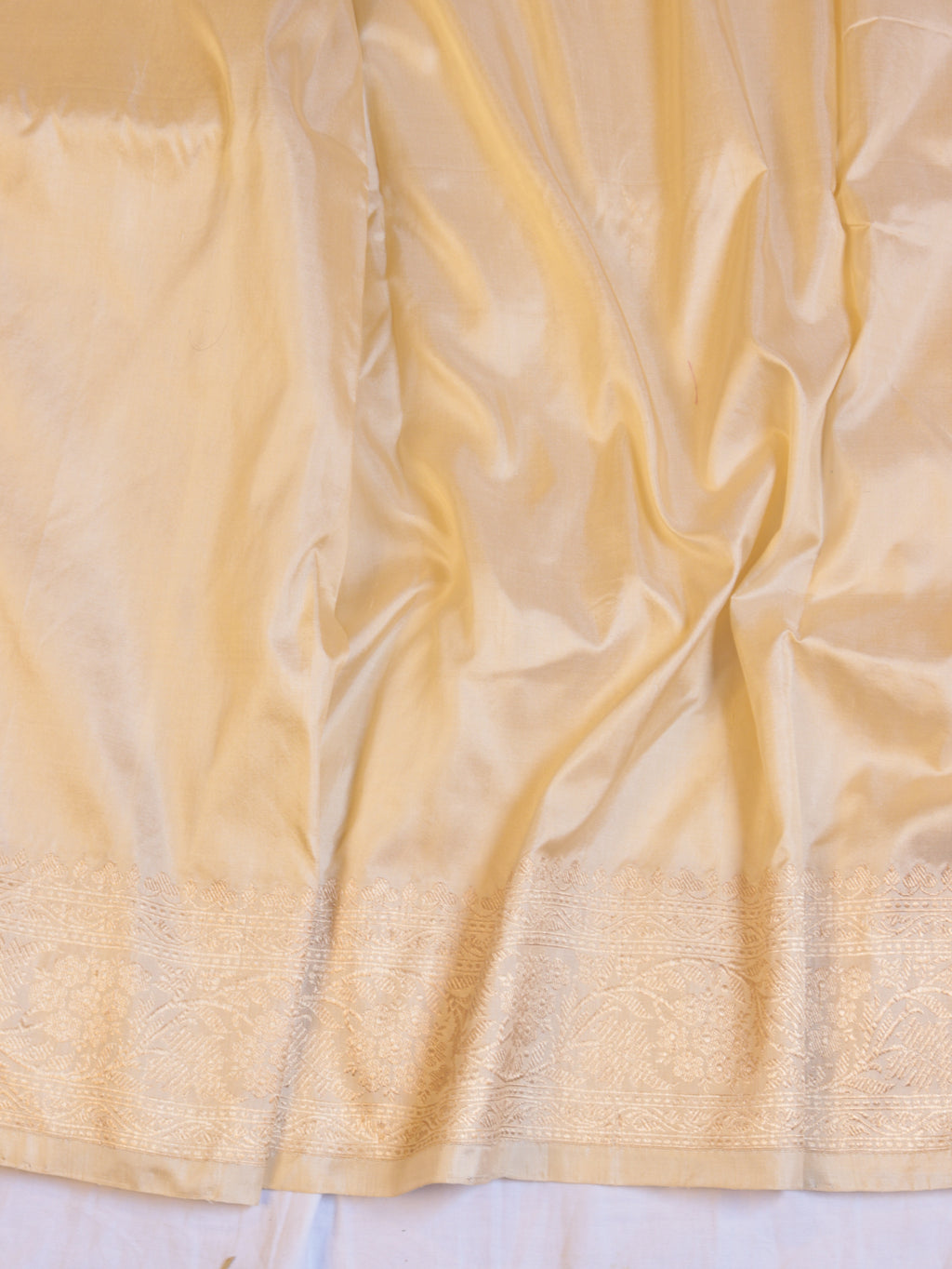 Cream Pure Katan Silk Handloom Chand Phool Saree