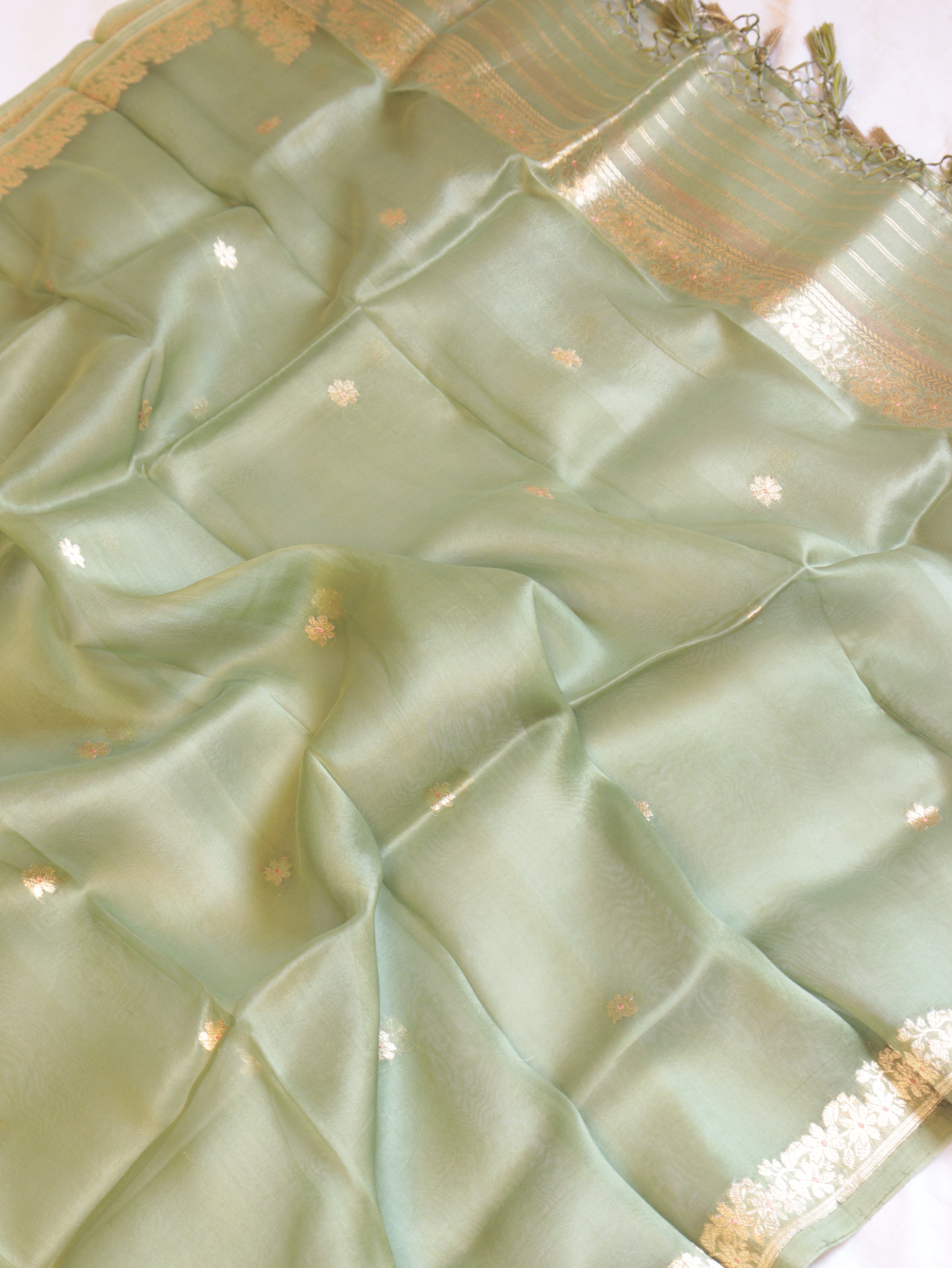 Pastel Green Pure Katan Silk Handloom Suit Set with Contrast Pure Kora Silk Dupatta