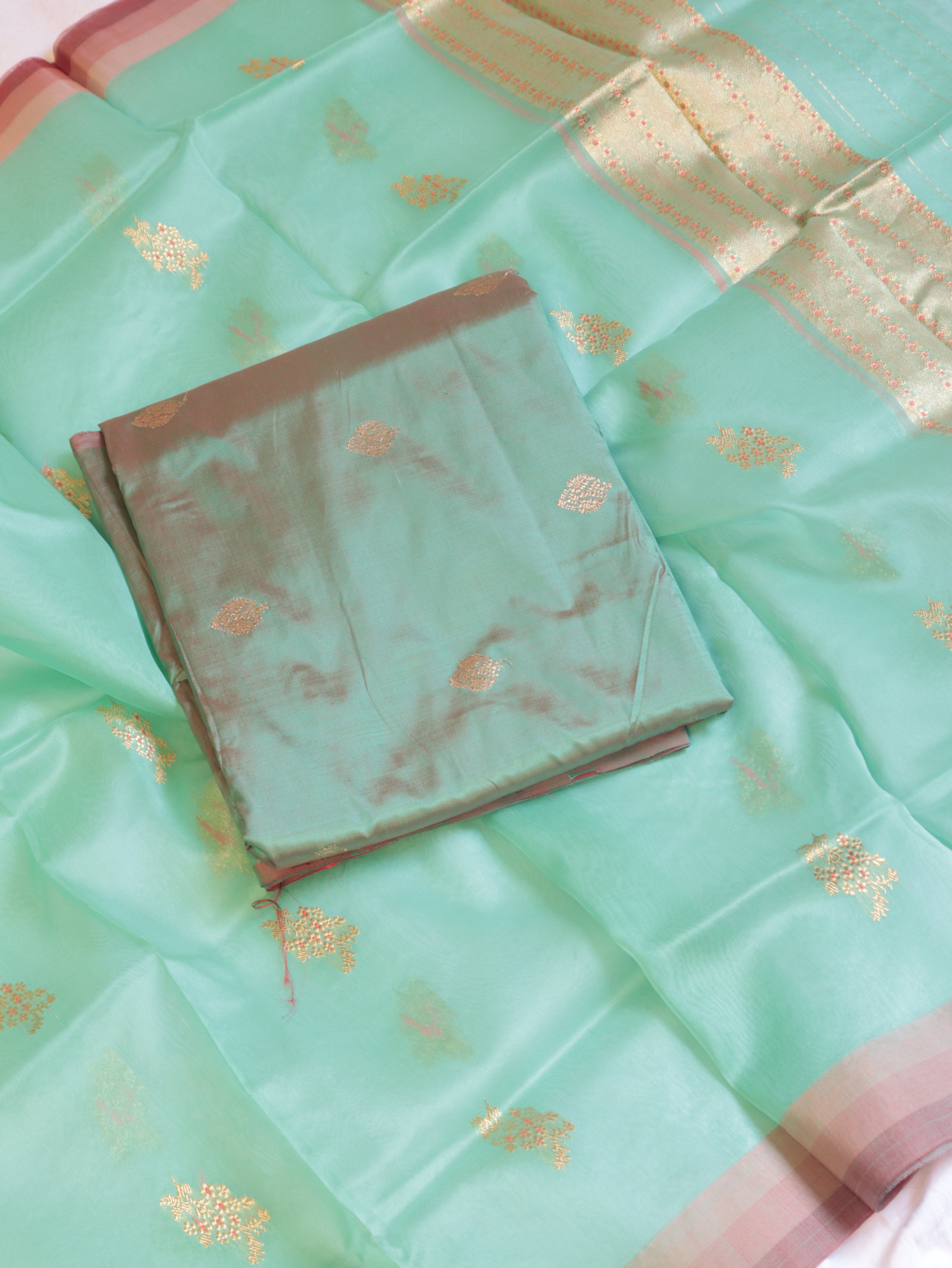 Pastel Green Pure Katan Silk Handloom Suit Set with Contrast Pure Kora Silk Dupatta
