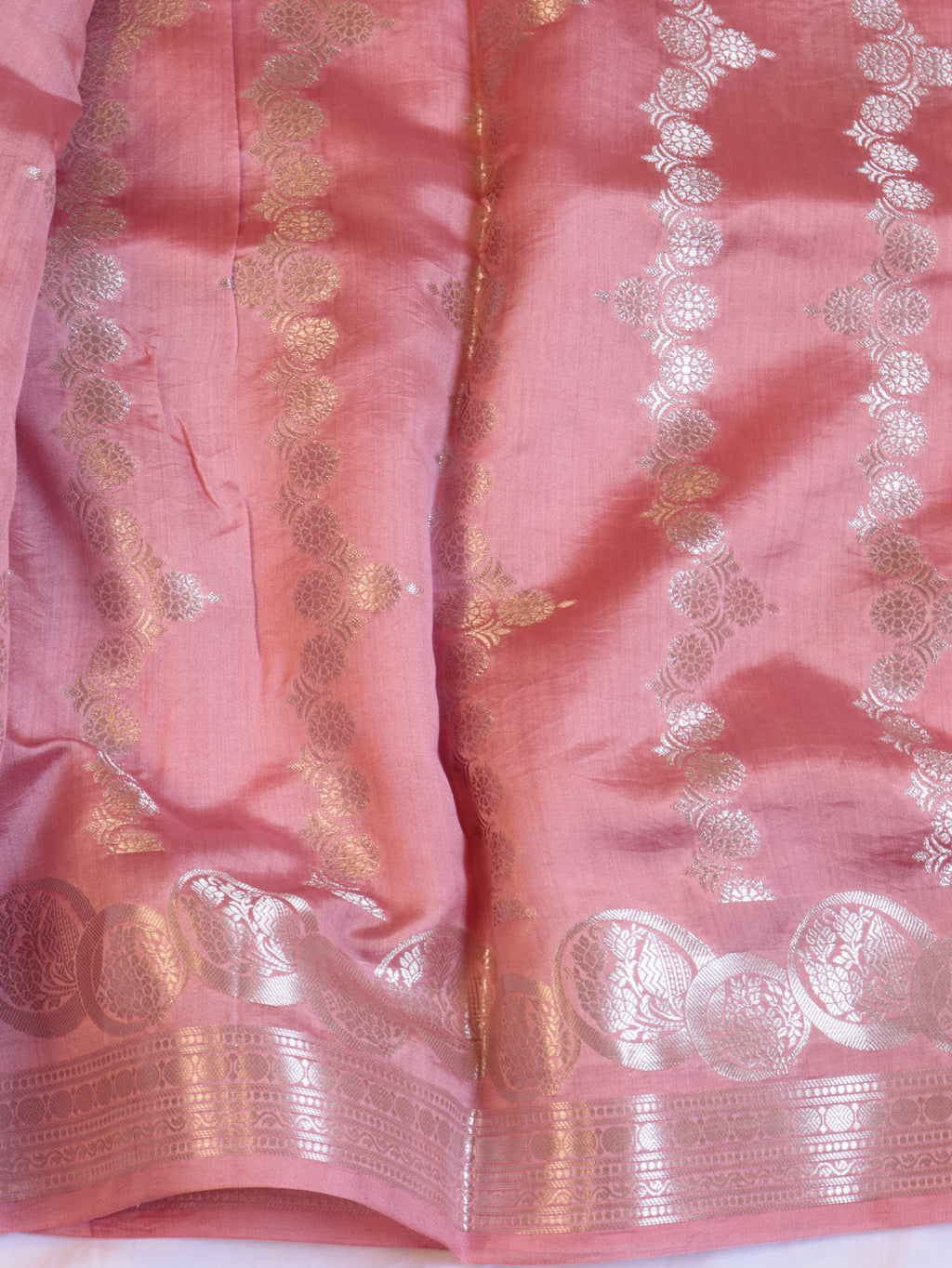 Border Buta Chiniya Silk Saree - Peach