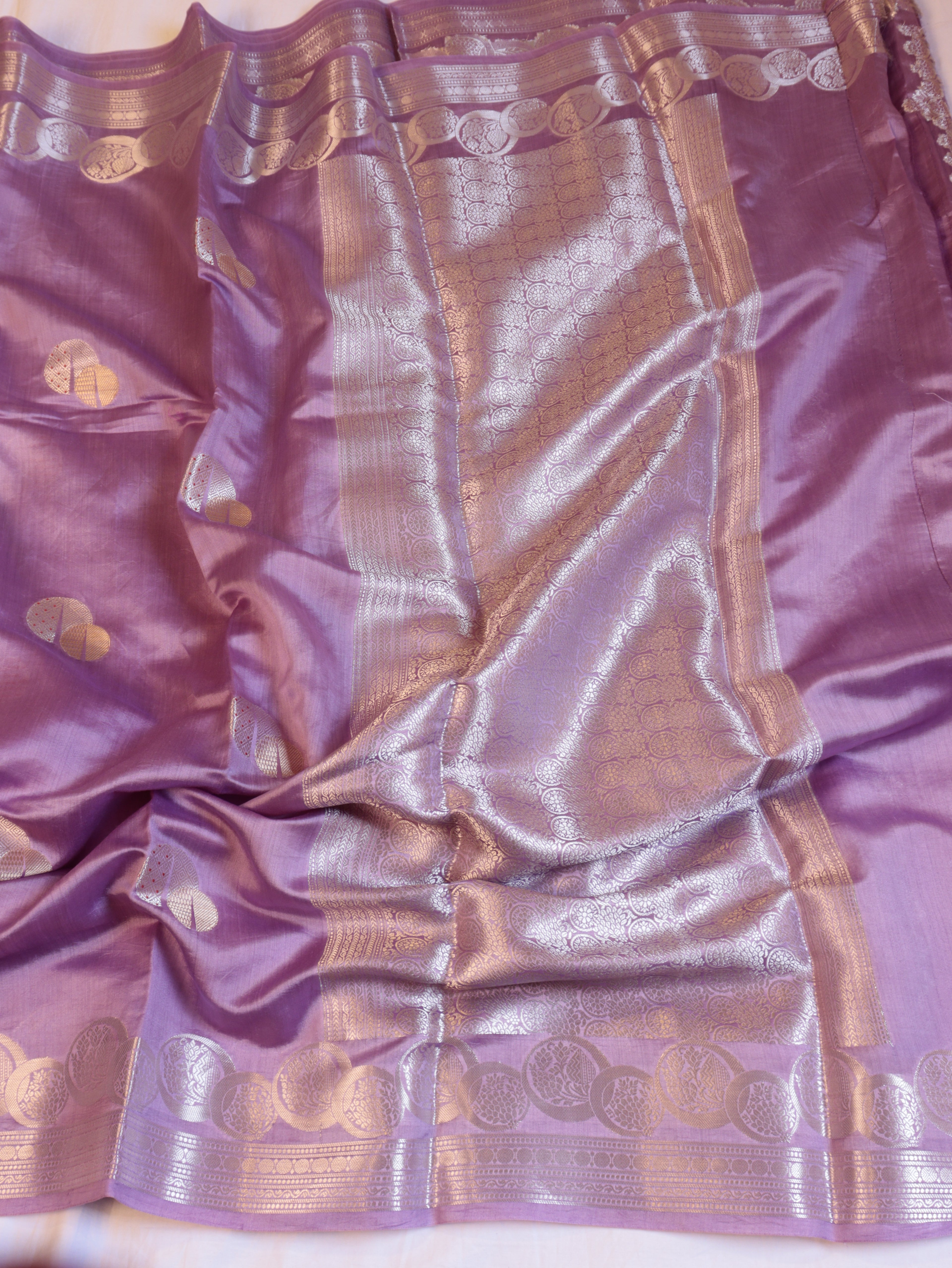 Border Buta Chiniya Silk Saree - Lavender