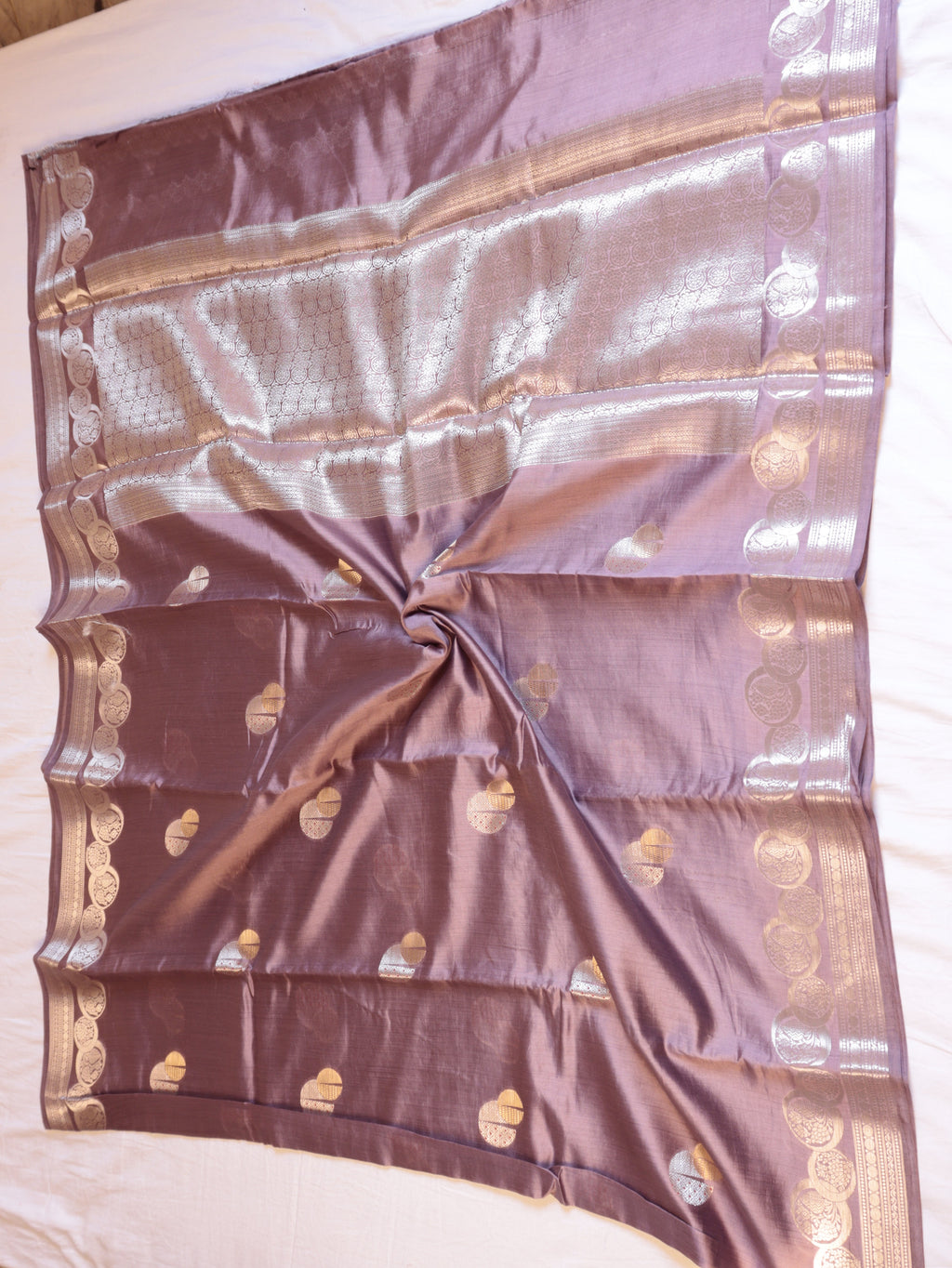 Pre-Order : Border Buta Chiniya Silk Saree - Lilac
