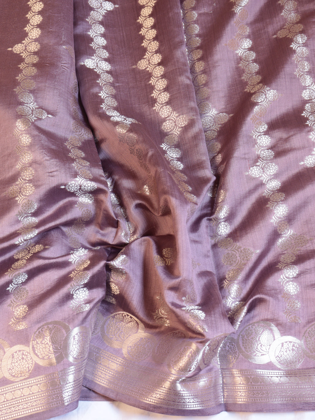 Pre-Order : Border Buta Chiniya Silk Saree - Lilac