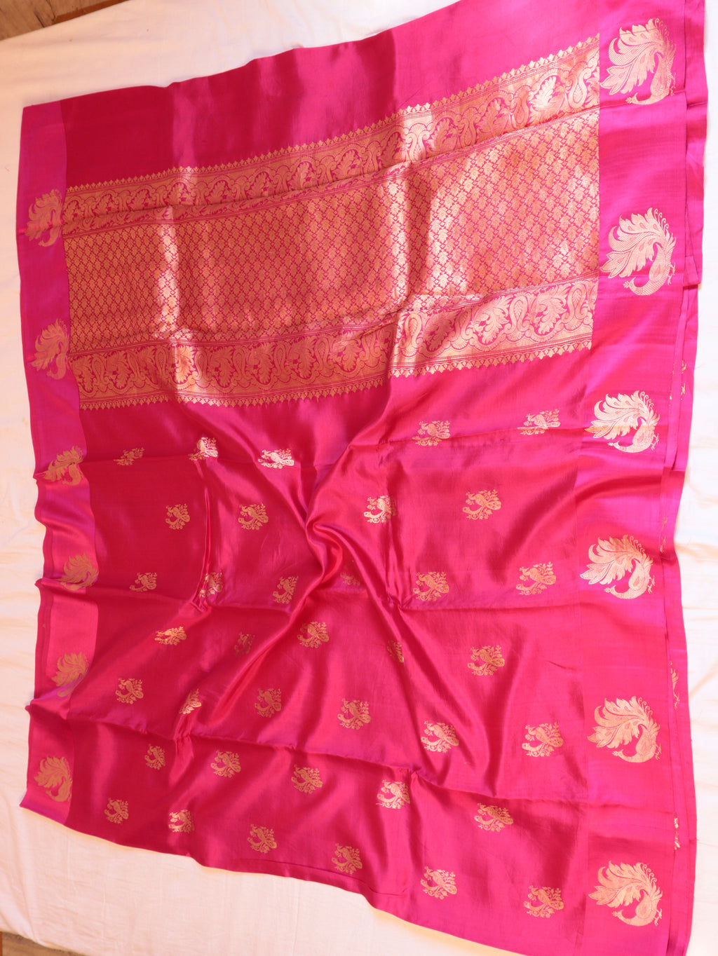 Bird Border Handloom Pure Soft Katan Silk Saree - Pink