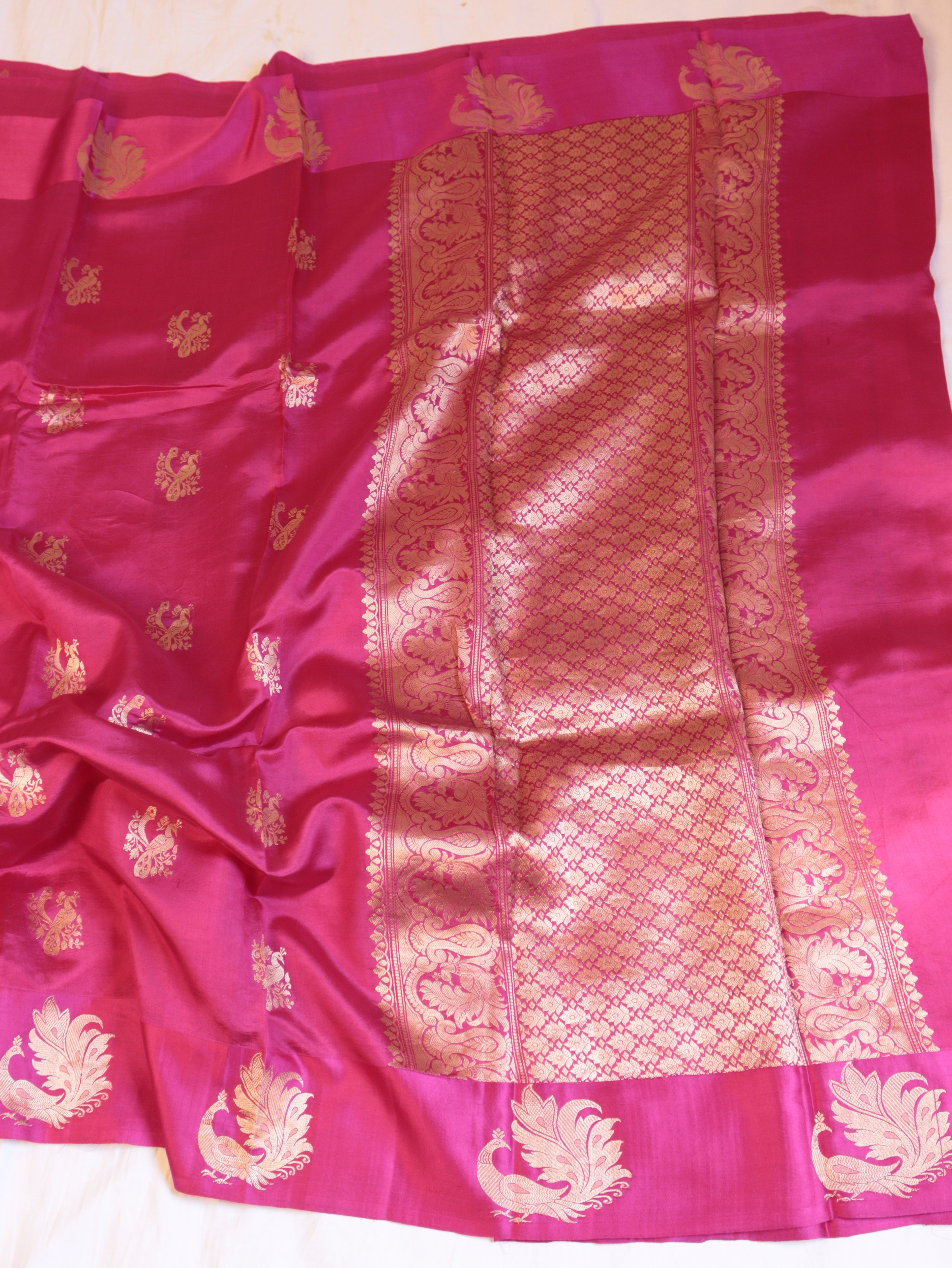 Bird Border Handloom Pure Soft Katan Silk Saree - Pink