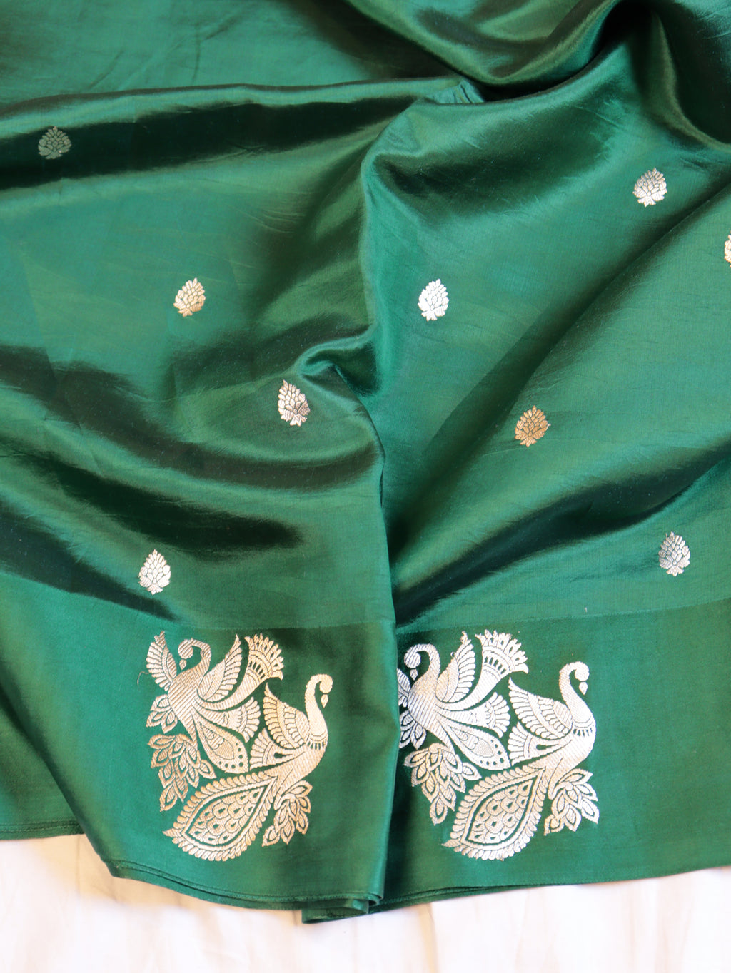 Bird Border Handloom Pure Soft Katan Silk Saree - Bottle Green