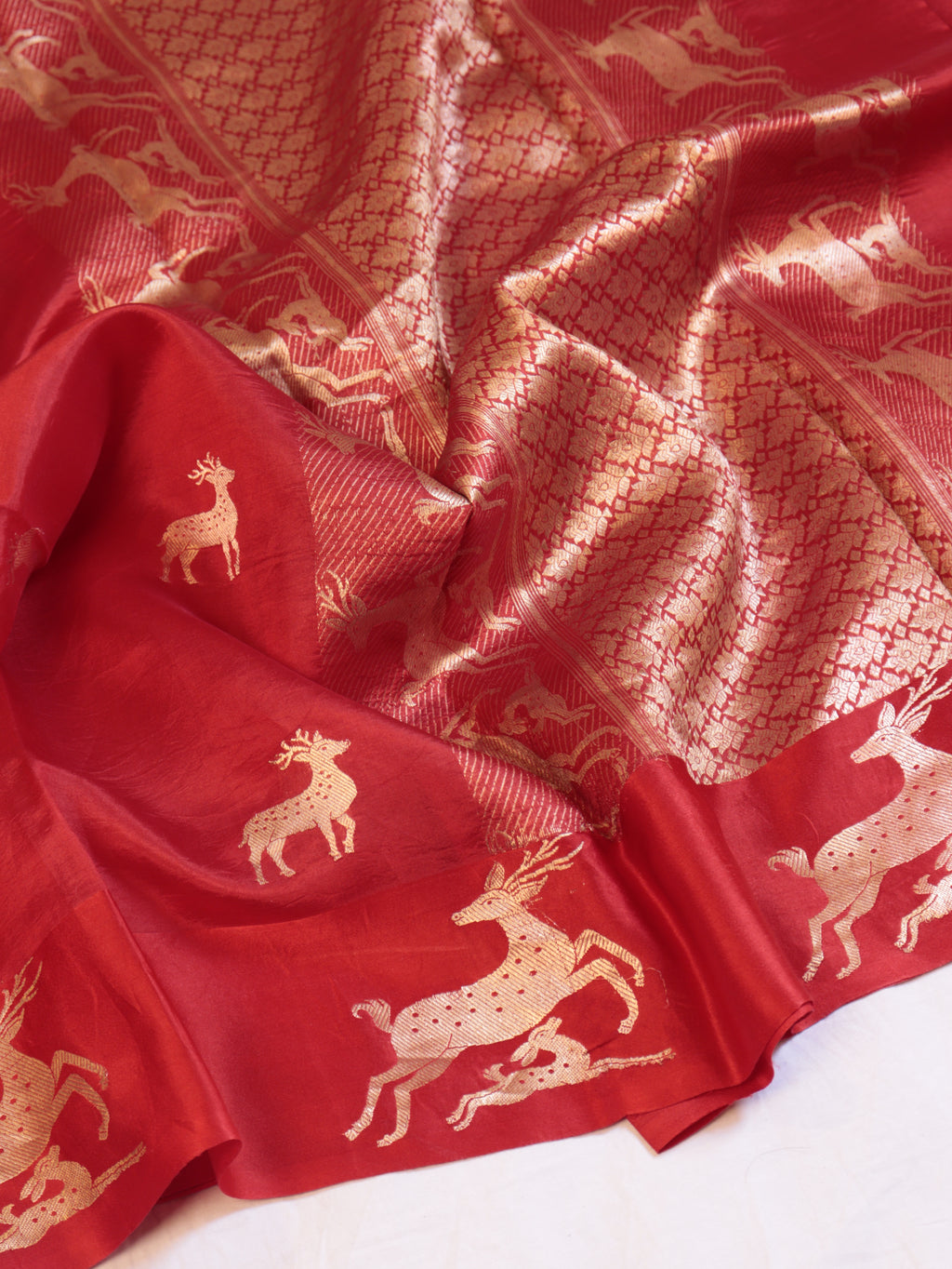 Deer Border Handloom Pure Soft Katan Silk Saree - Red