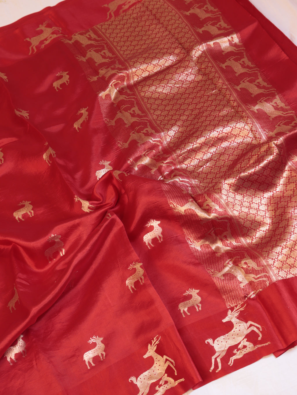 Deer Border Handloom Pure Soft Katan Silk Saree - Red