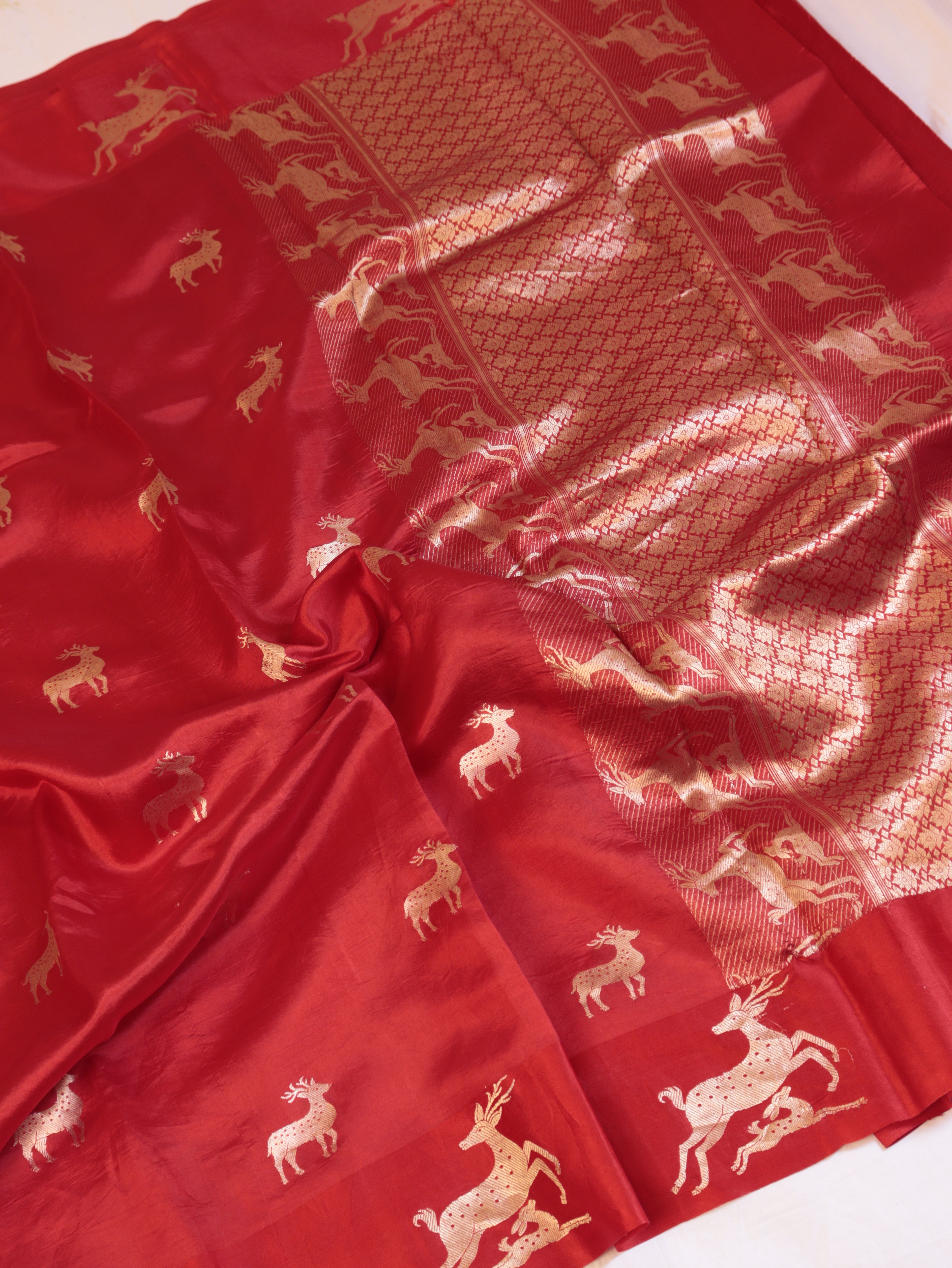Deer Border Handloom Pure Soft Katan Silk Saree - Red