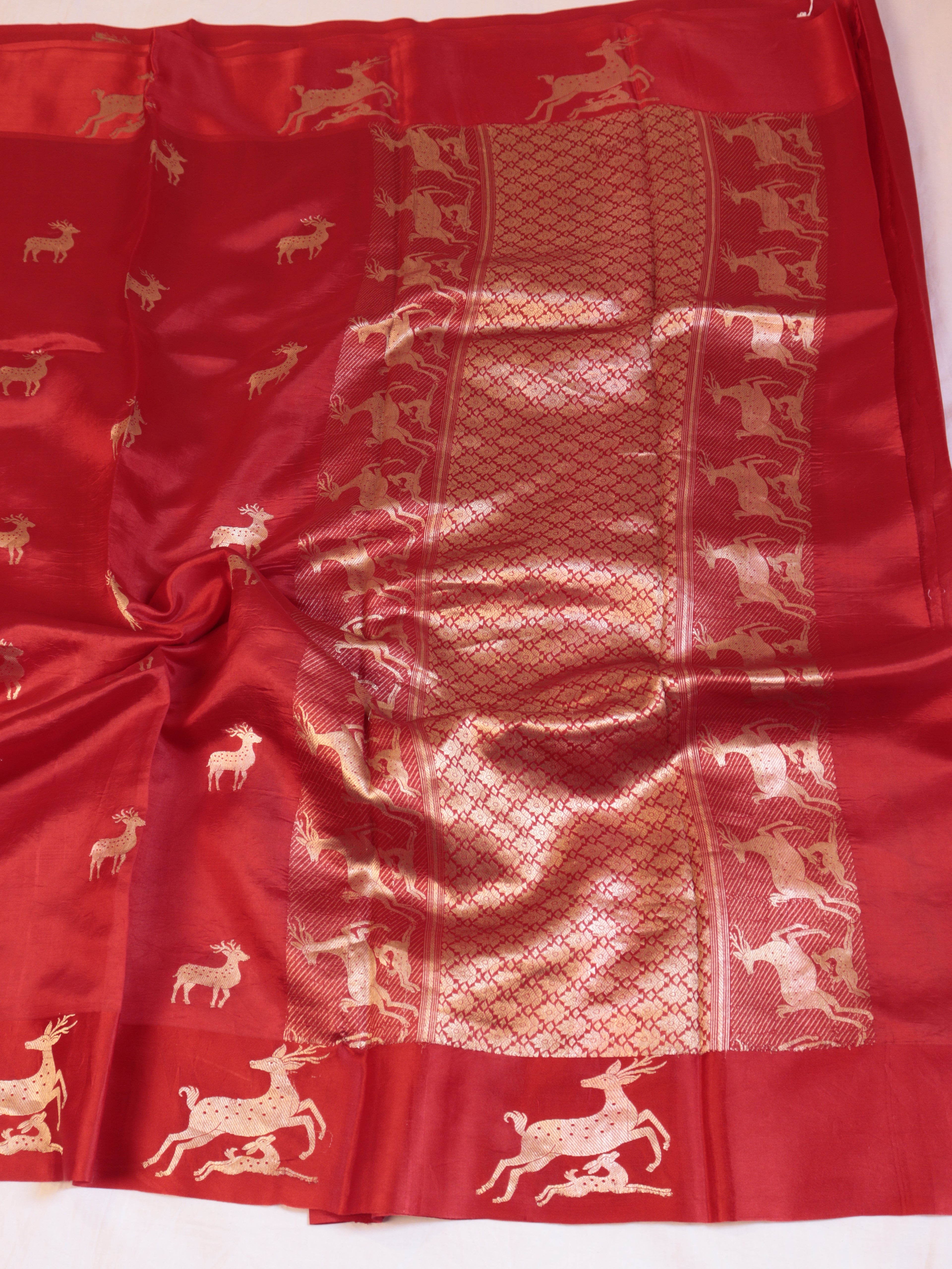 Deer Border Handloom Pure Soft Katan Silk Saree - Red