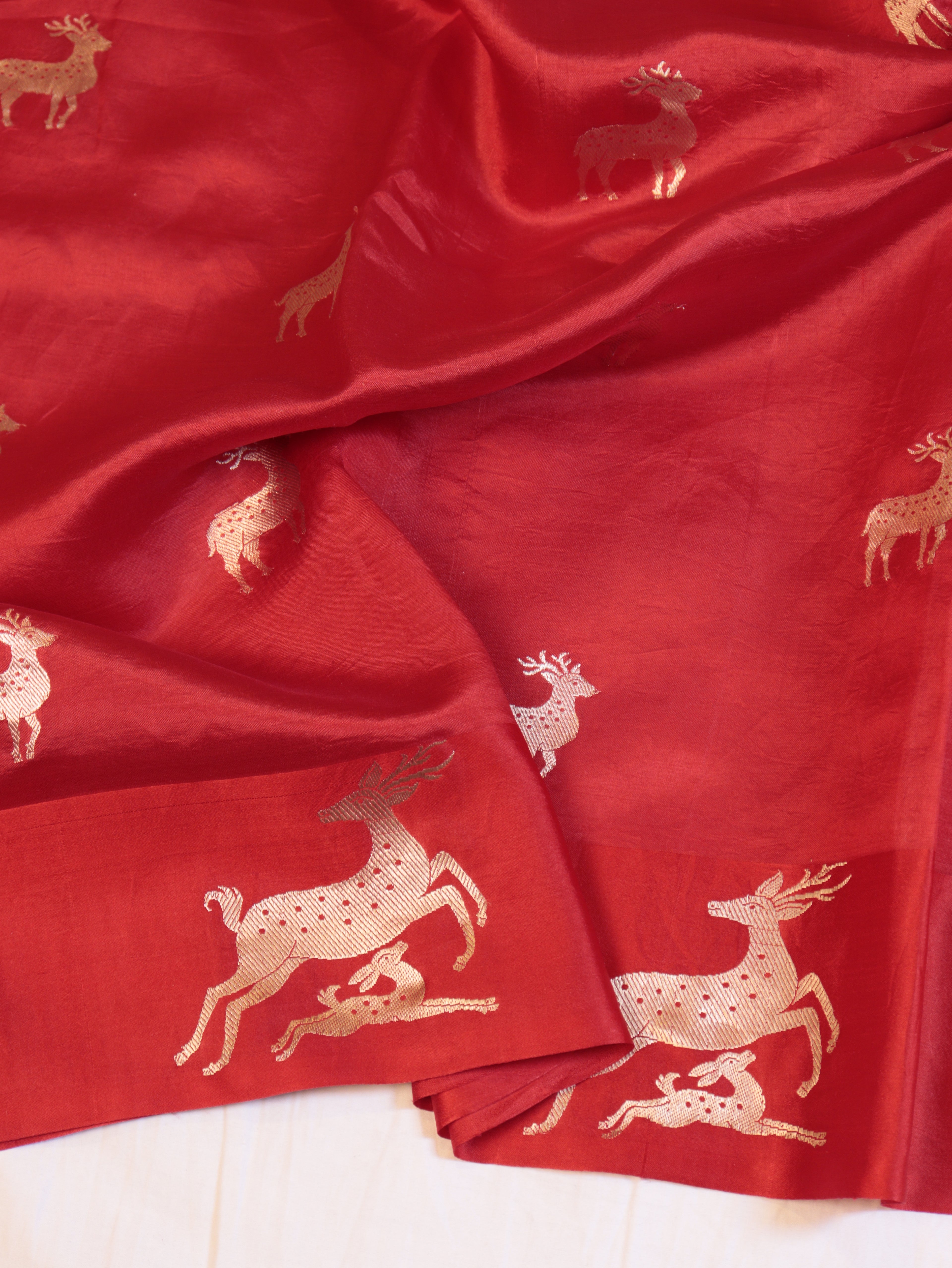 Deer Border Handloom Pure Soft Katan Silk Saree - Red