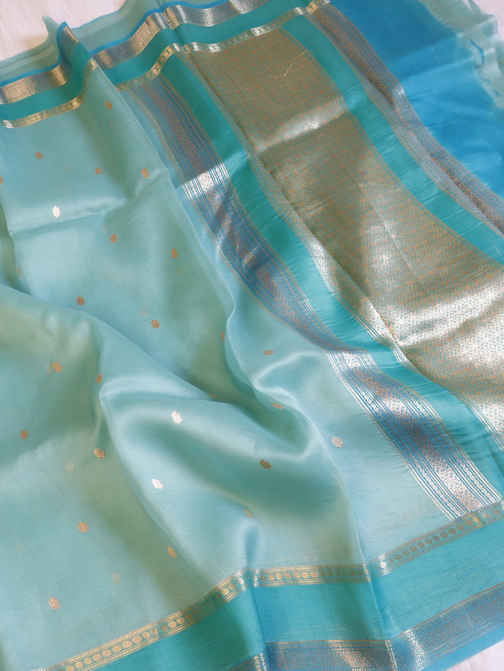 Contrast Border Handloom Pure Kora Silk Saree - Ocean Blue