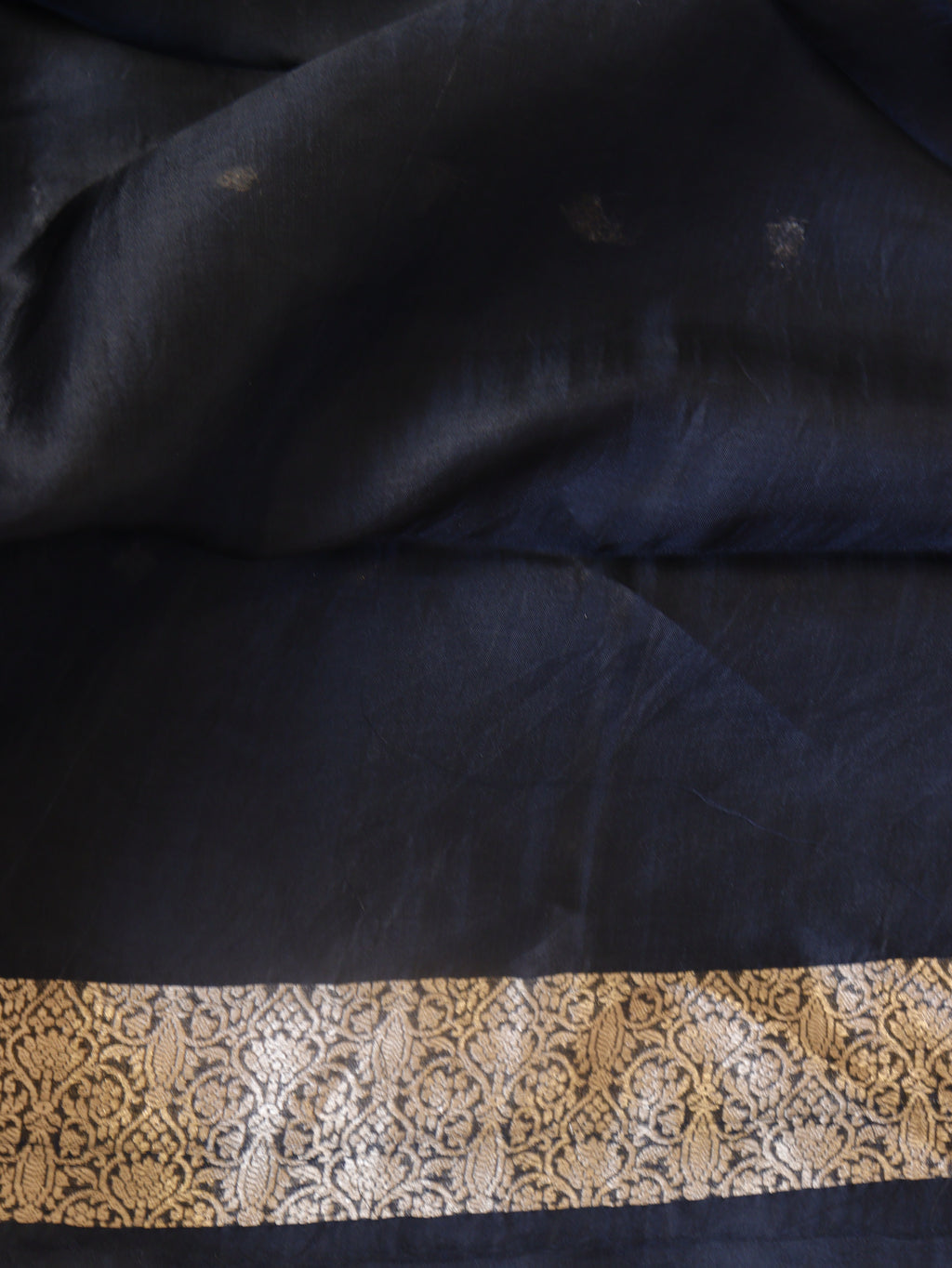 Minimal Border Handloom Kora Silk Saree - Black