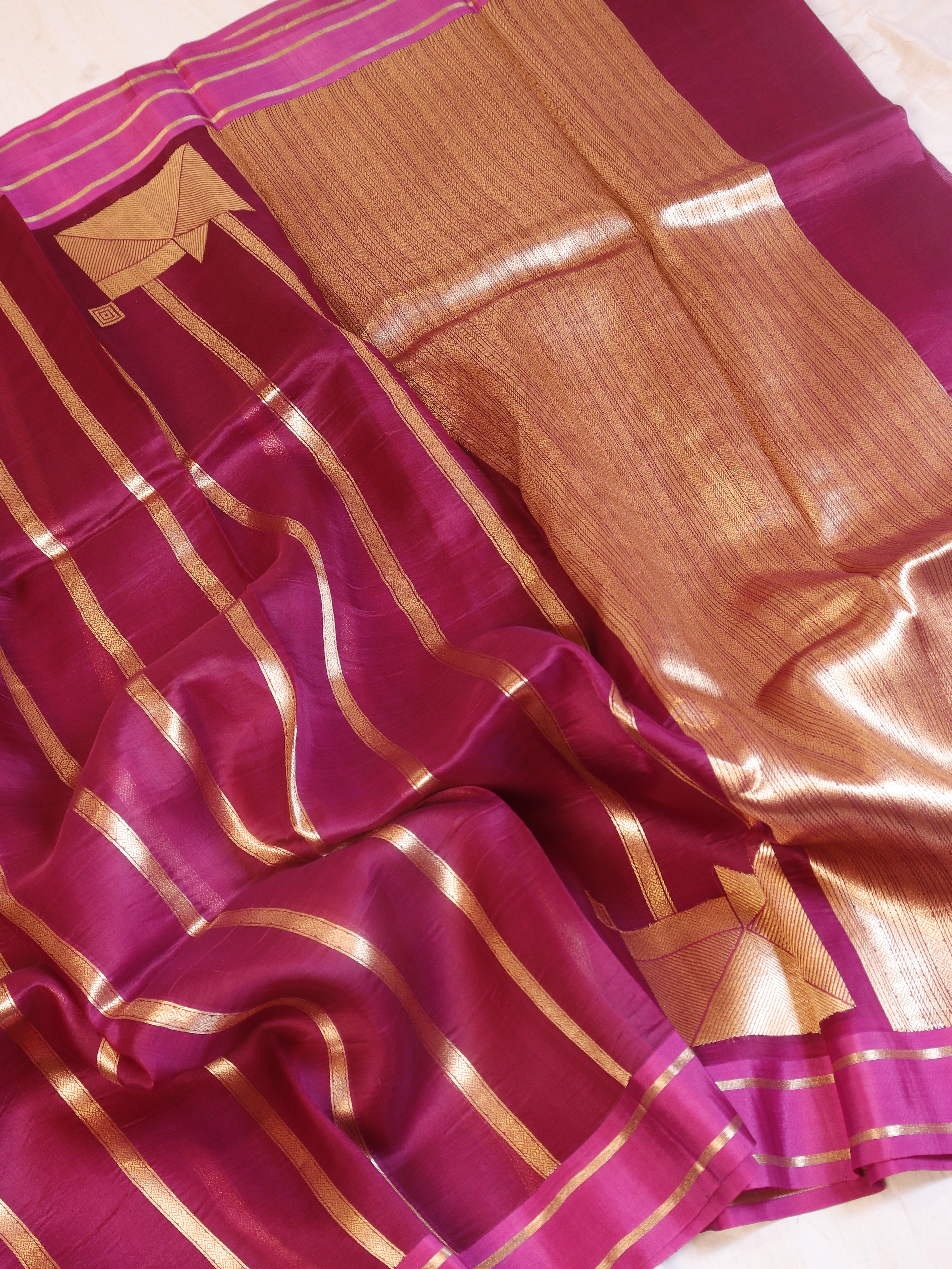Minimal Border Handloom Kora Silk Saree - Plum Purple