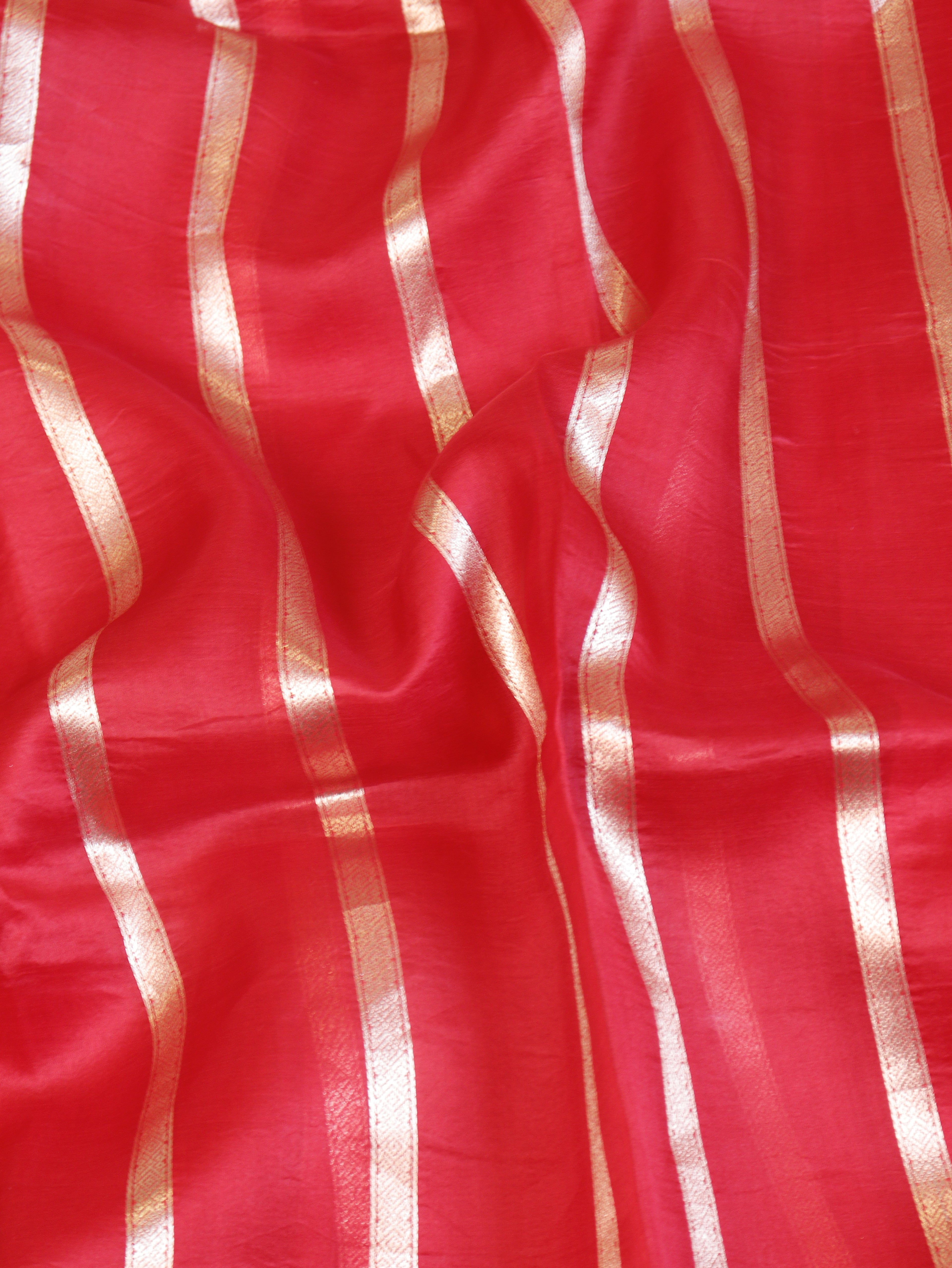 Minimal Border Handloom Kora Silk Saree