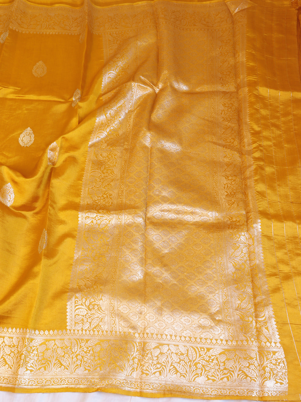 Traditional Border Handloom Pure Soft Katan Silk Saree - Yellow