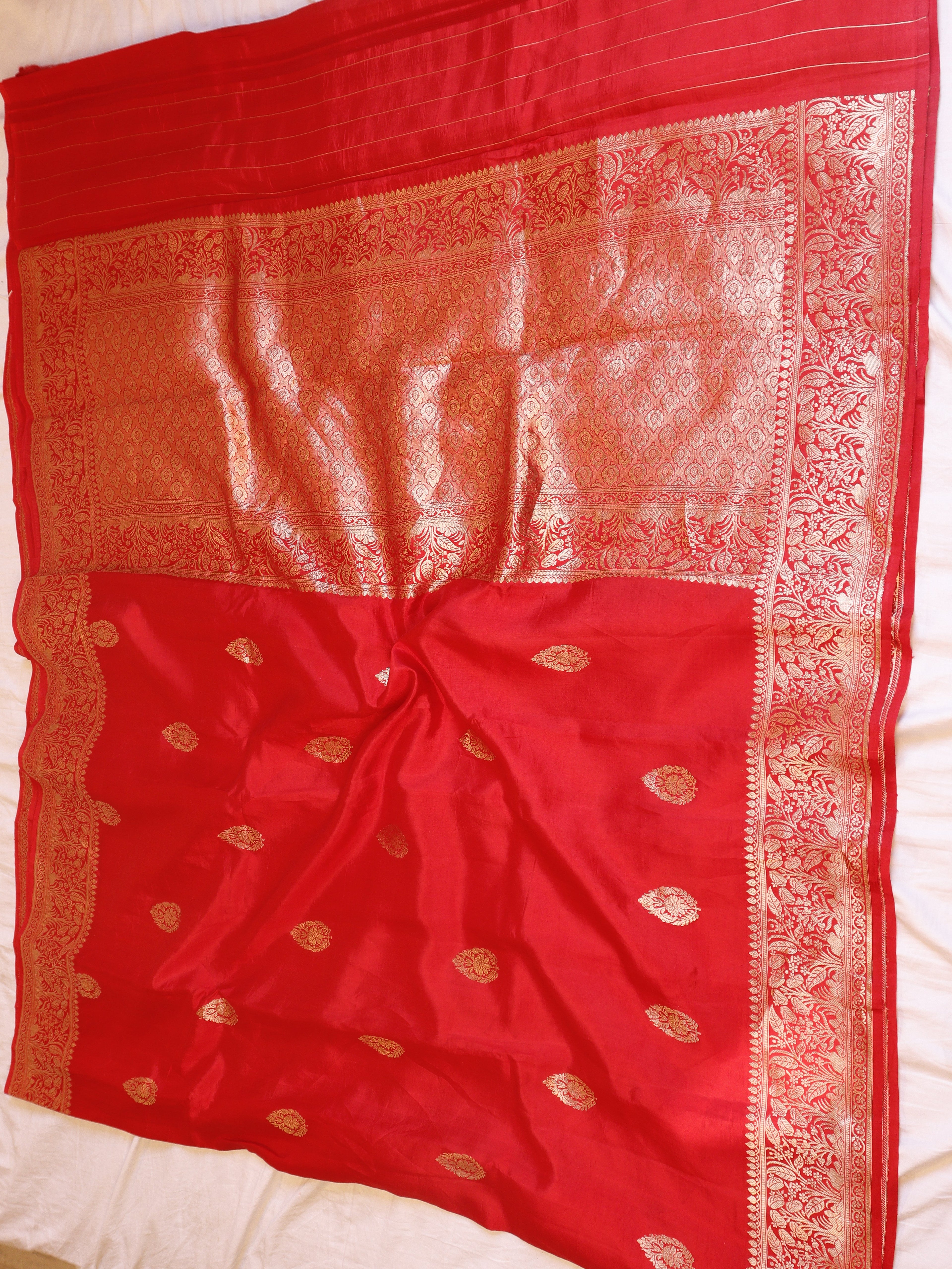 Traditional Border Handloom Pure Soft Katan Silk Saree - Red