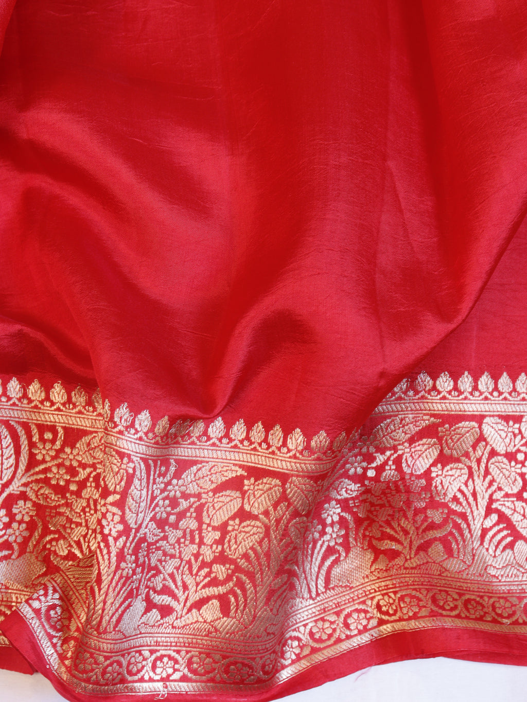 Traditional Border Handloom Pure Soft Katan Silk Saree - Red