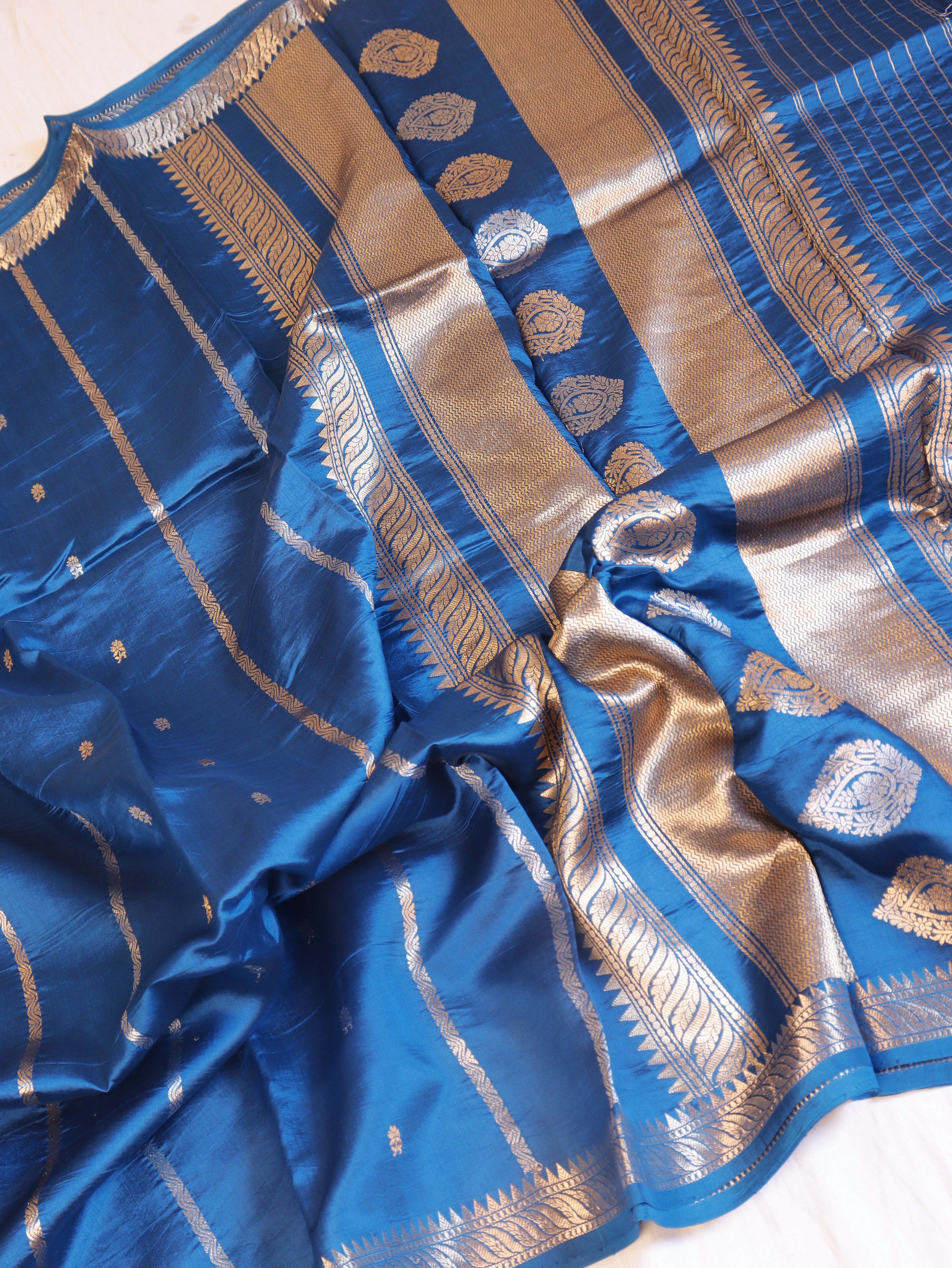 Elegant Border Handloom Pure Soft Katan Silk Saree - Blue