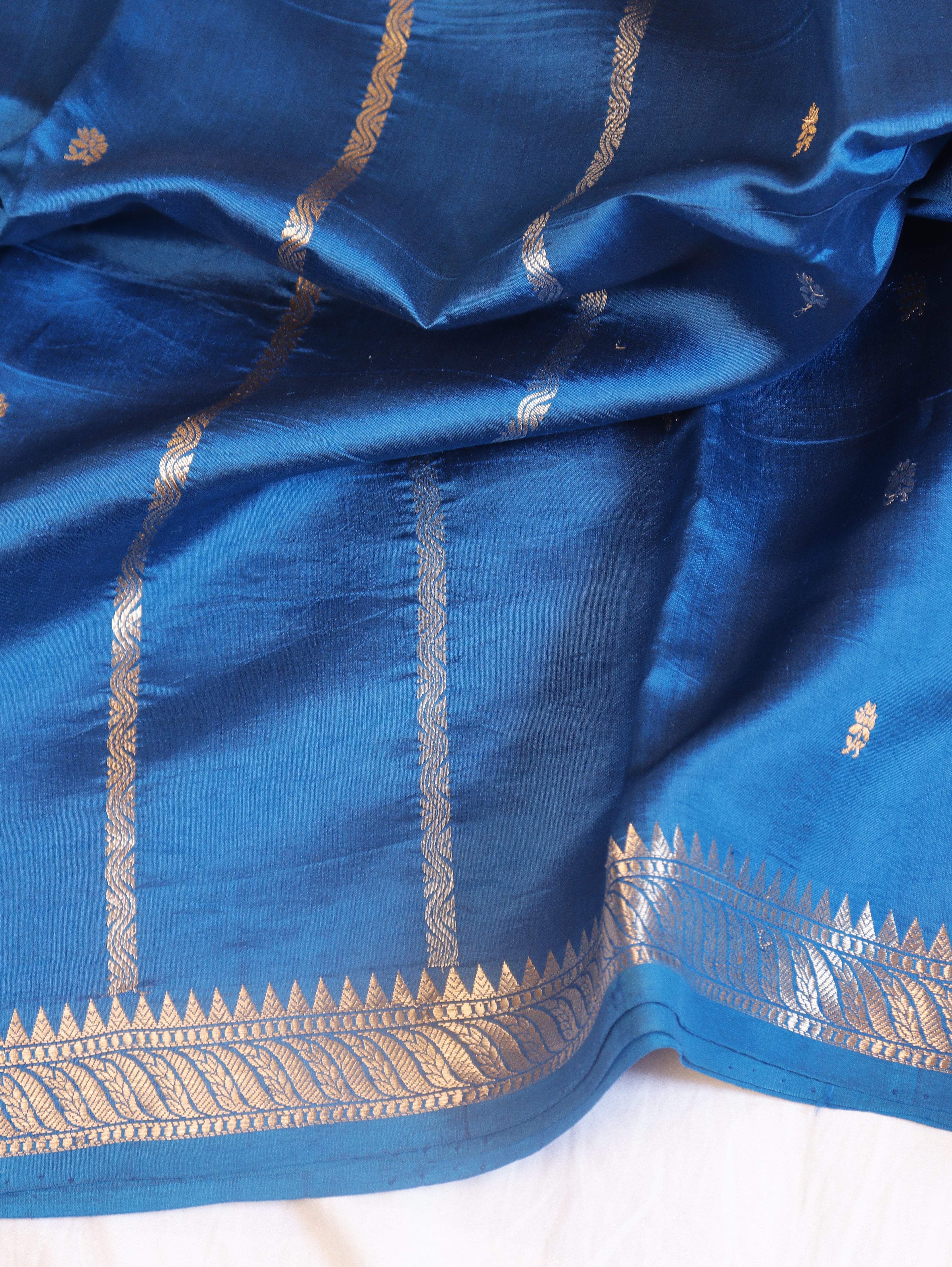 Elegant Border Handloom Pure Soft Katan Silk Saree - Blue