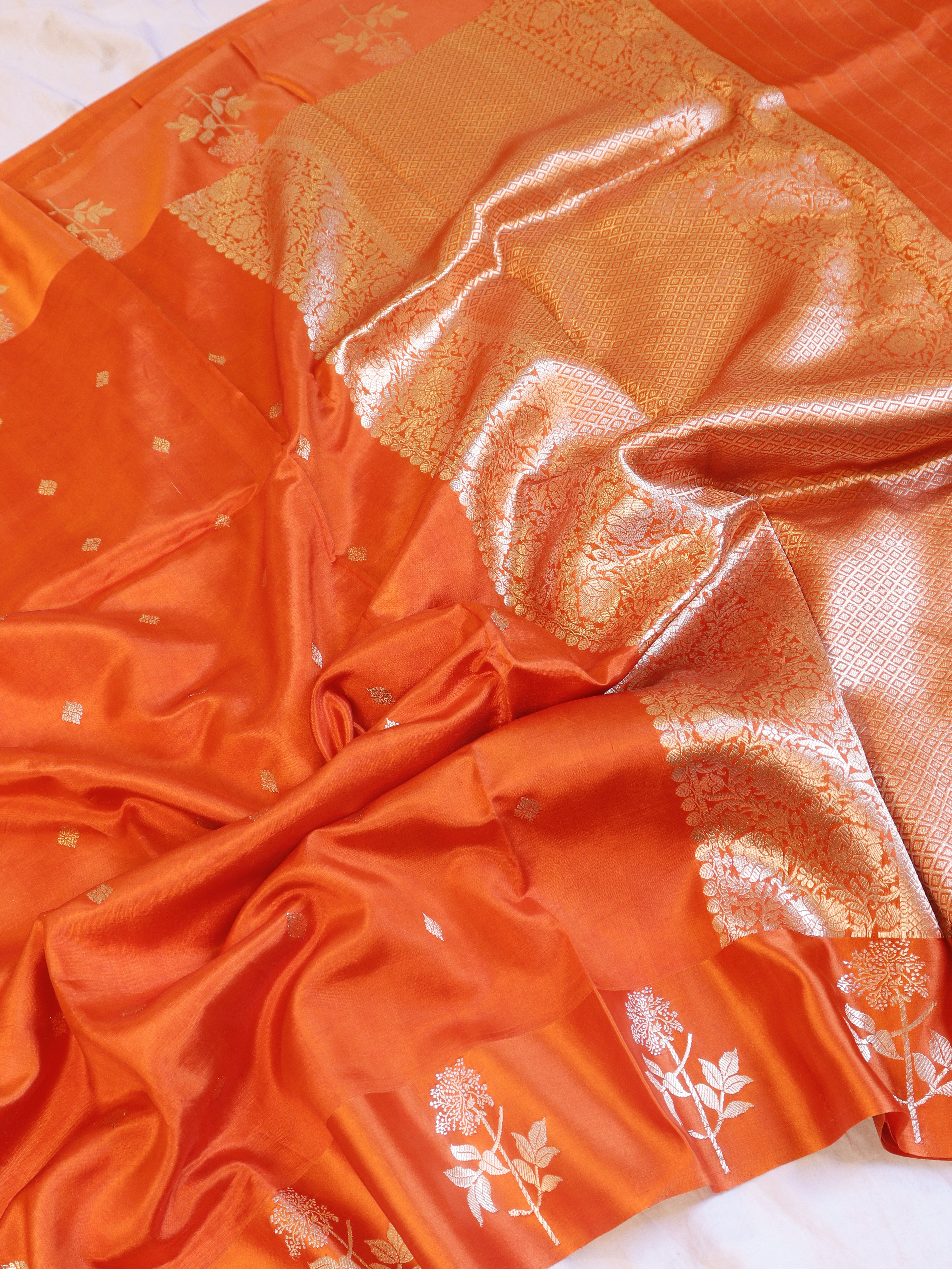 Flower Border Handloom Pure Soft Katan Silk Saree - Orange
