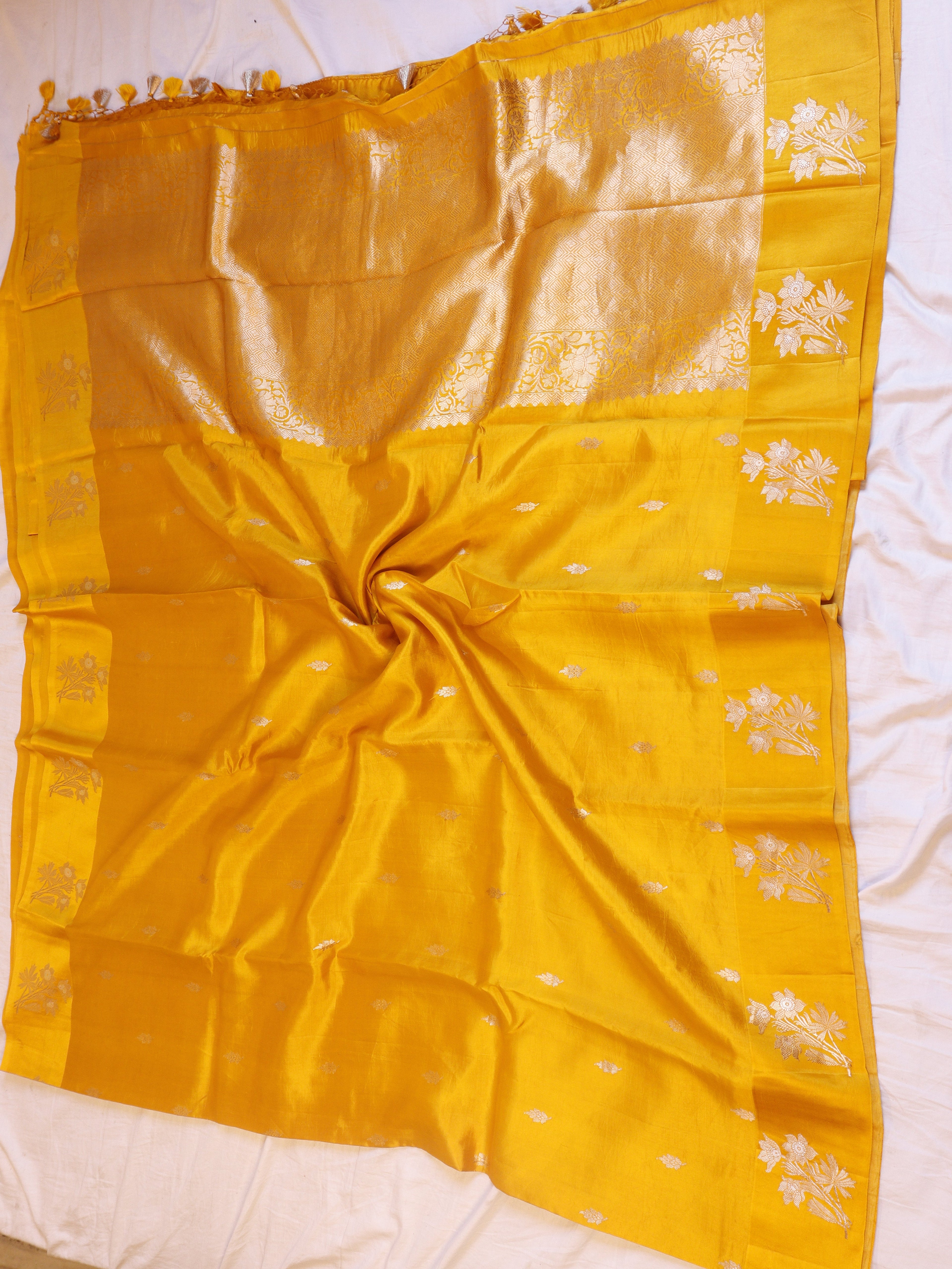 Flower Border Handloom Pure Soft Katan Silk Saree - Yellow
