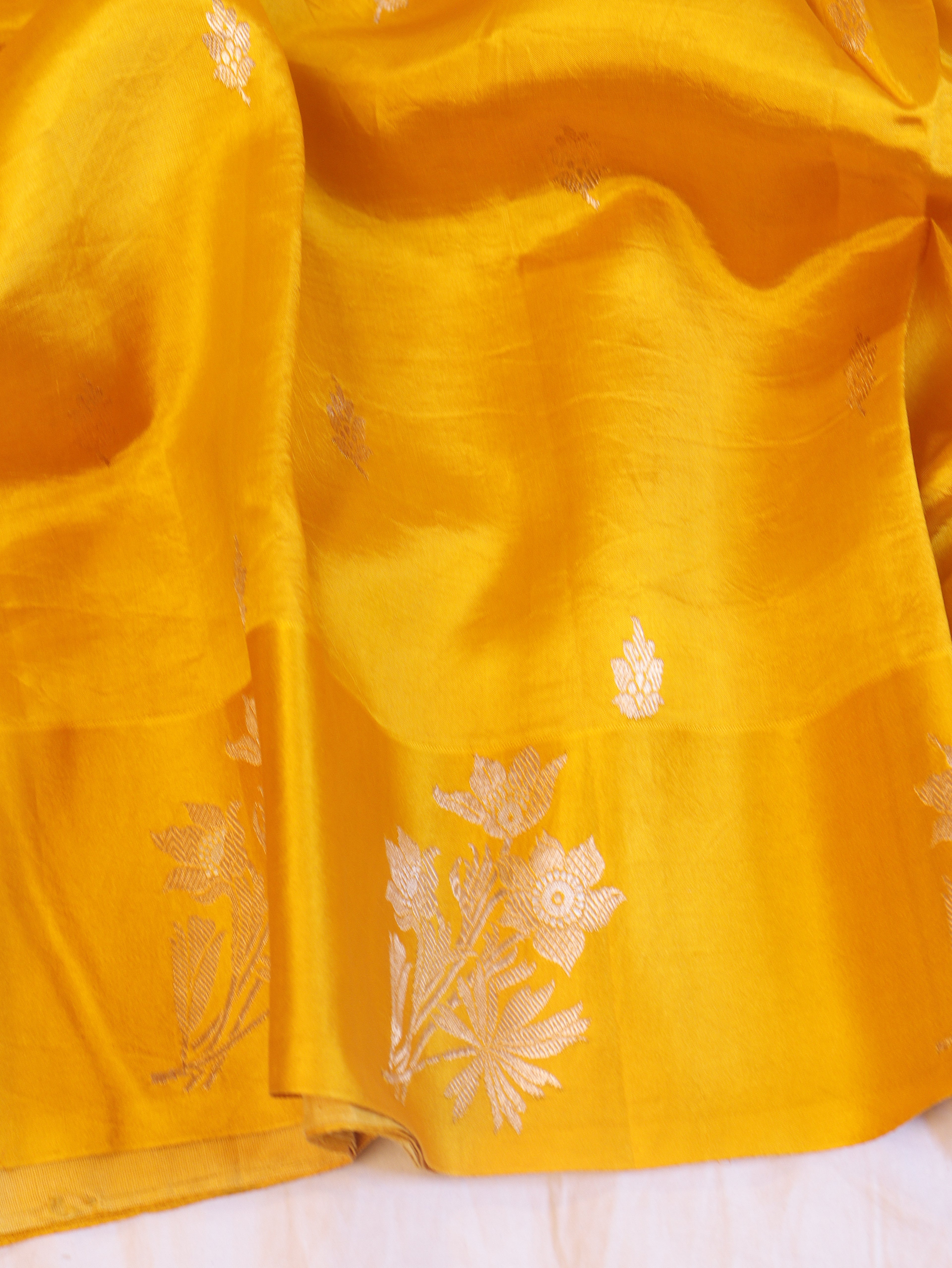 Flower Border Handloom Pure Soft Katan Silk Saree - Yellow