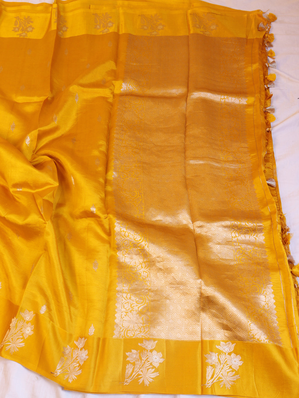 Flower Border Handloom Pure Soft Katan Silk Saree - Yellow